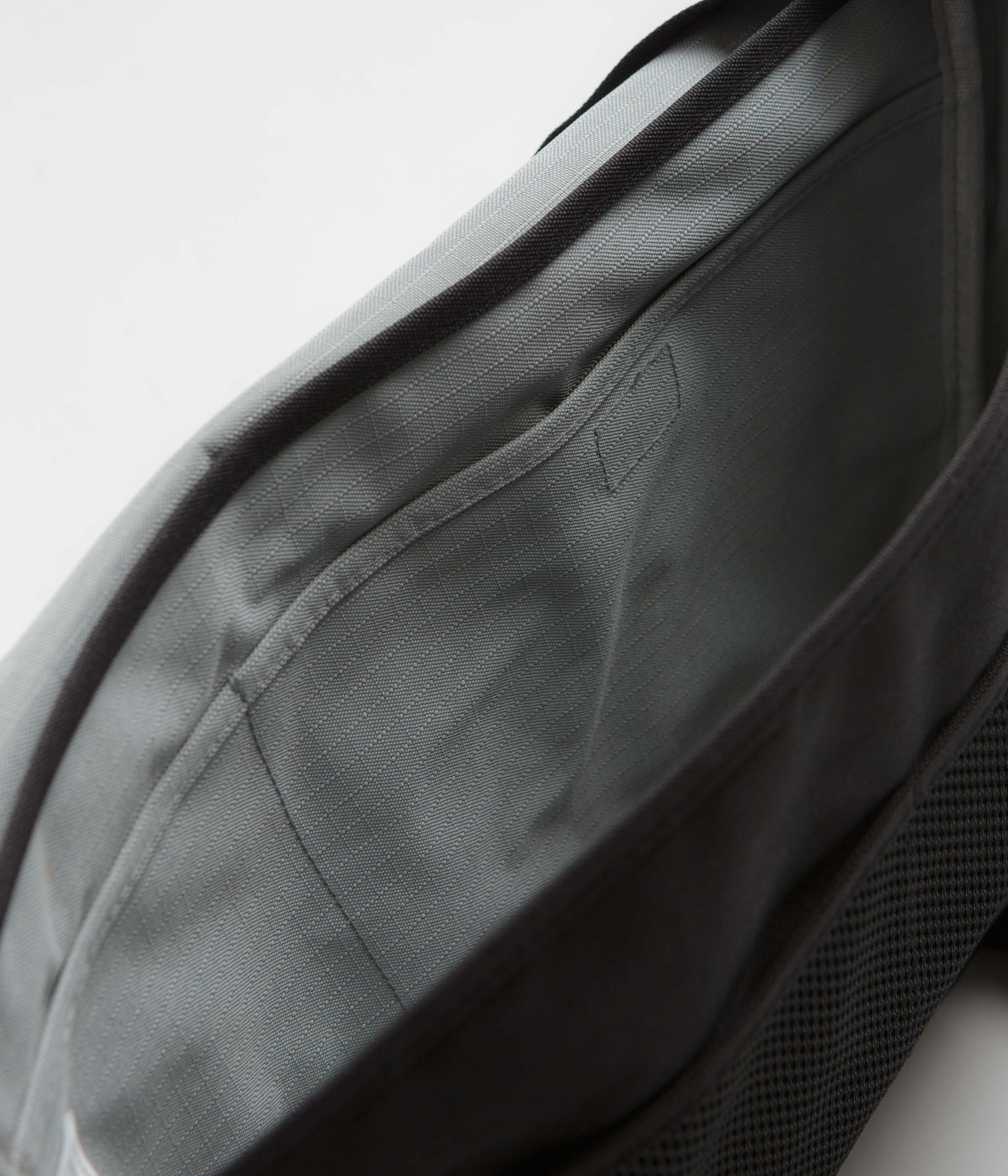 Butter Goods Commute Side Bag - Black / Black - Image 5