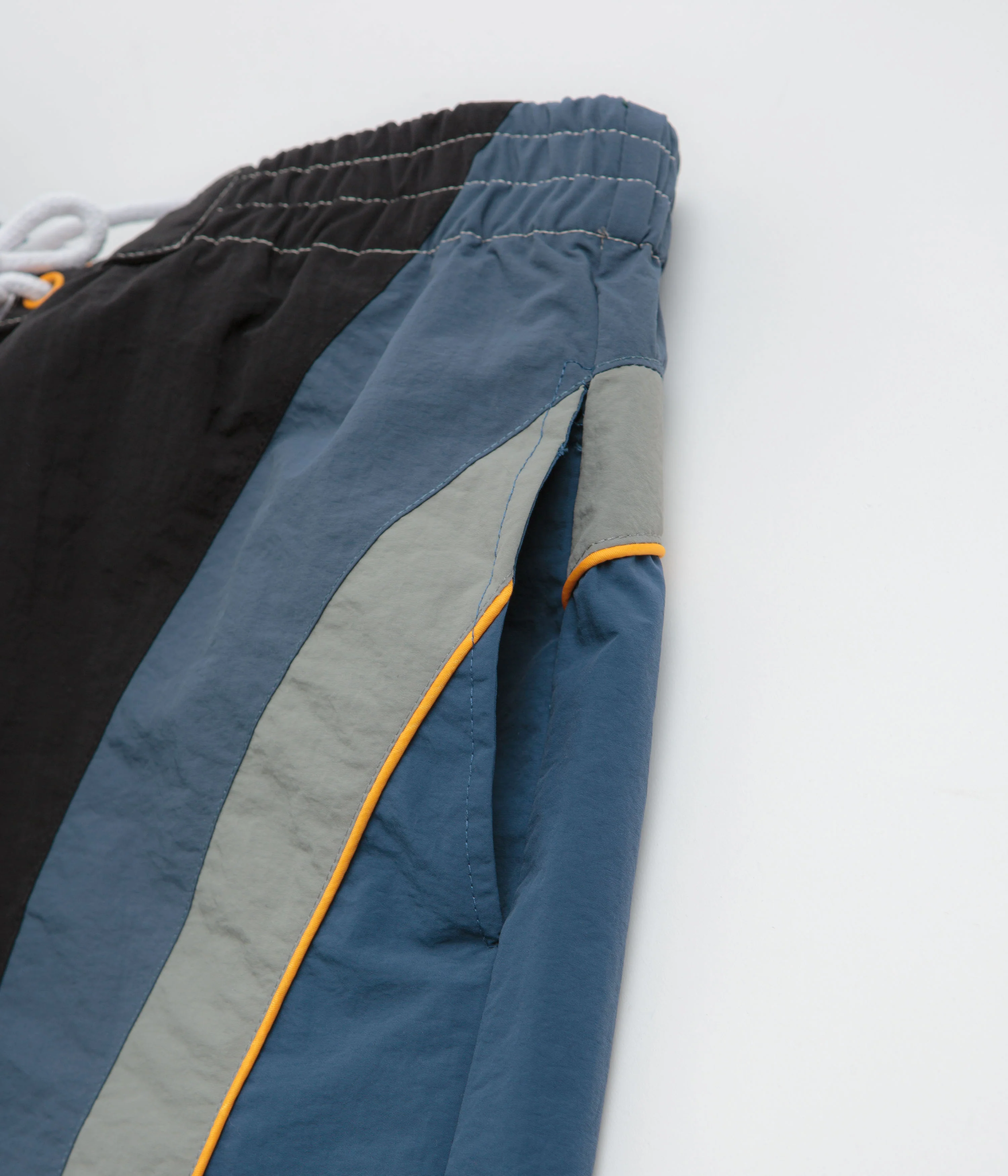 Butter Goods Wipeout Board Shorts - Navy - Image 8