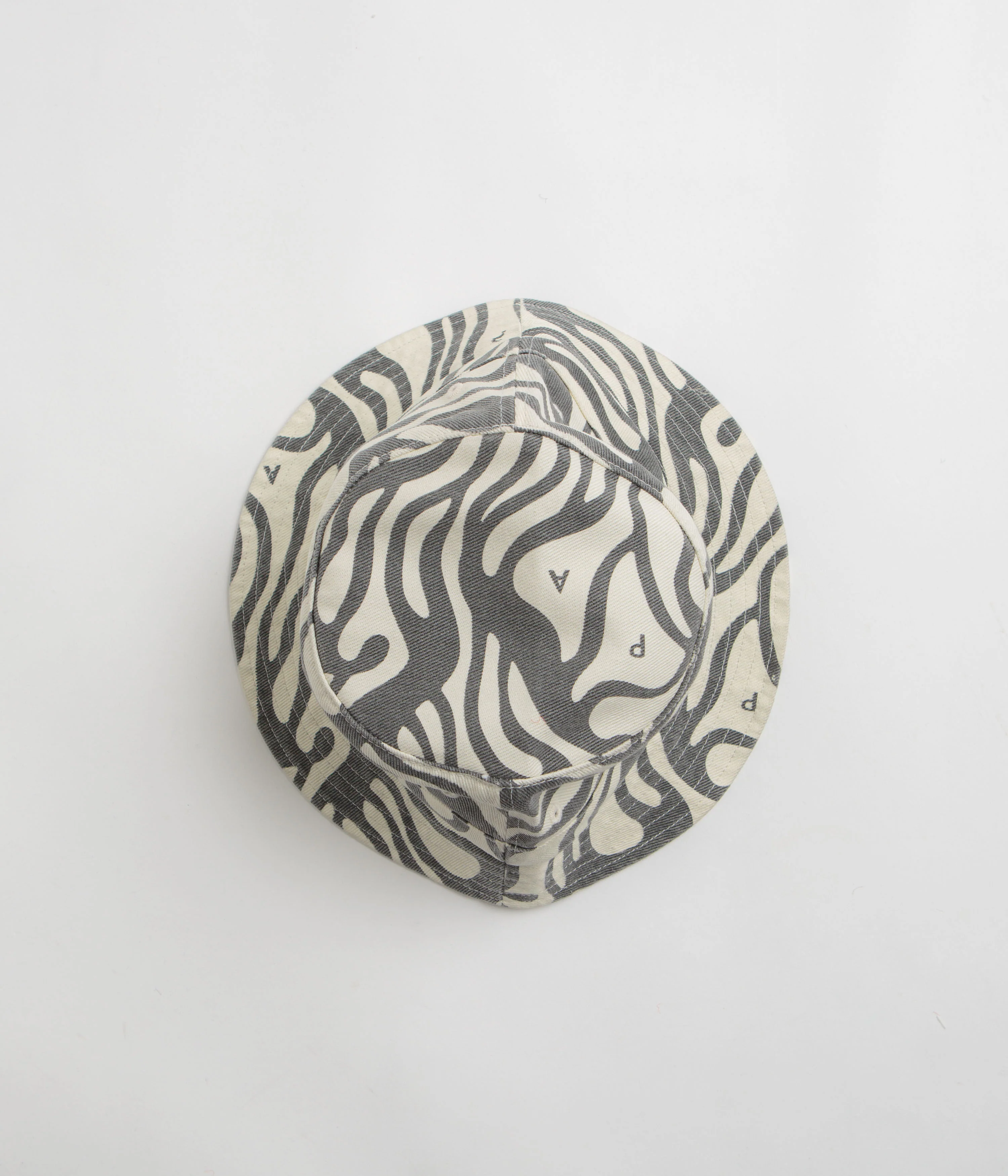 by Parra Blobbed Bucket Hat - Washed Grey - Image 4