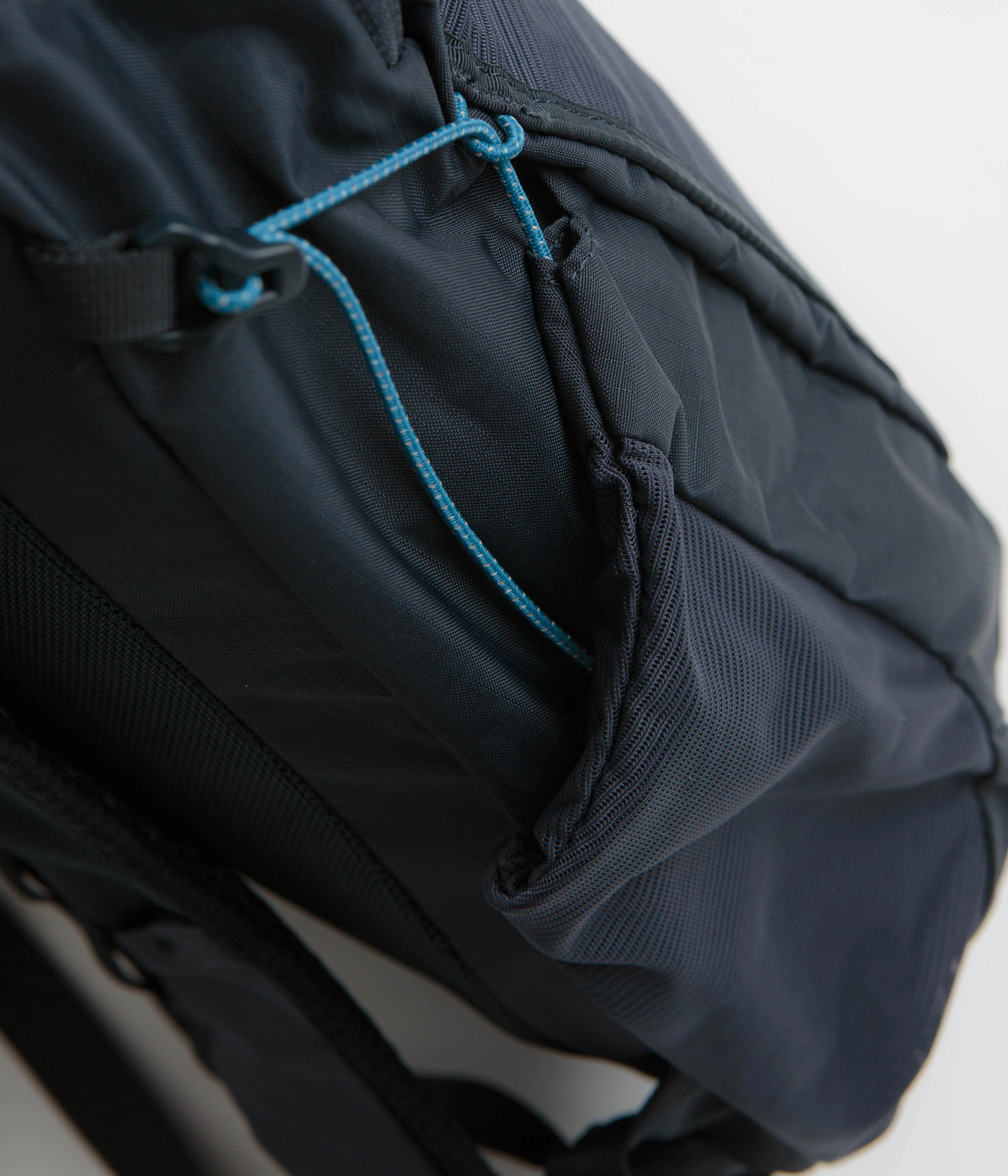 Cotopaxi Elqui 18L Backpack - Carbon - Image 7