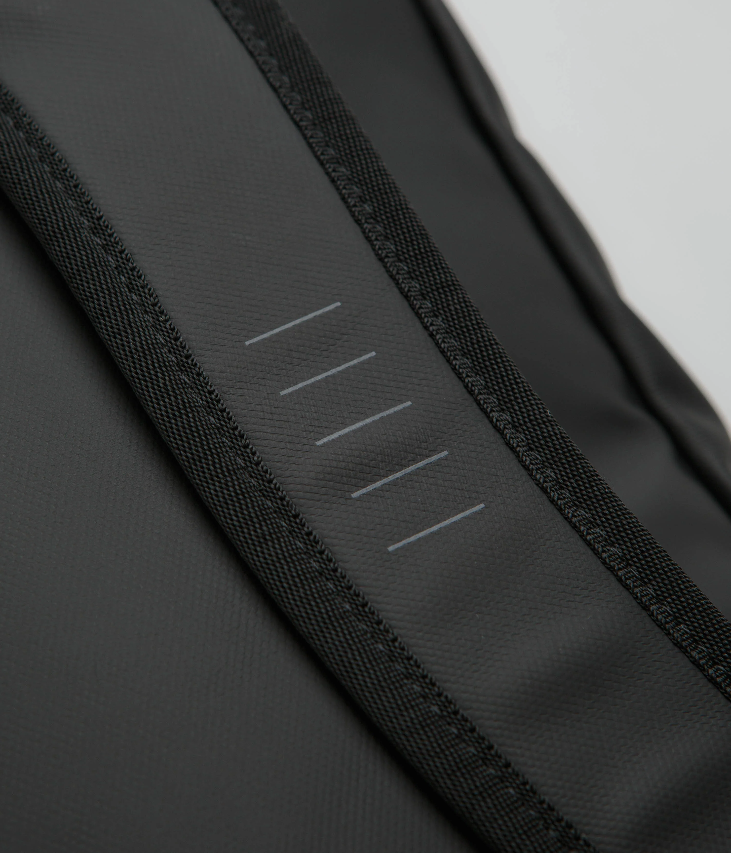 D_b_ Essential 12L Backpack - Black Out - Image 6