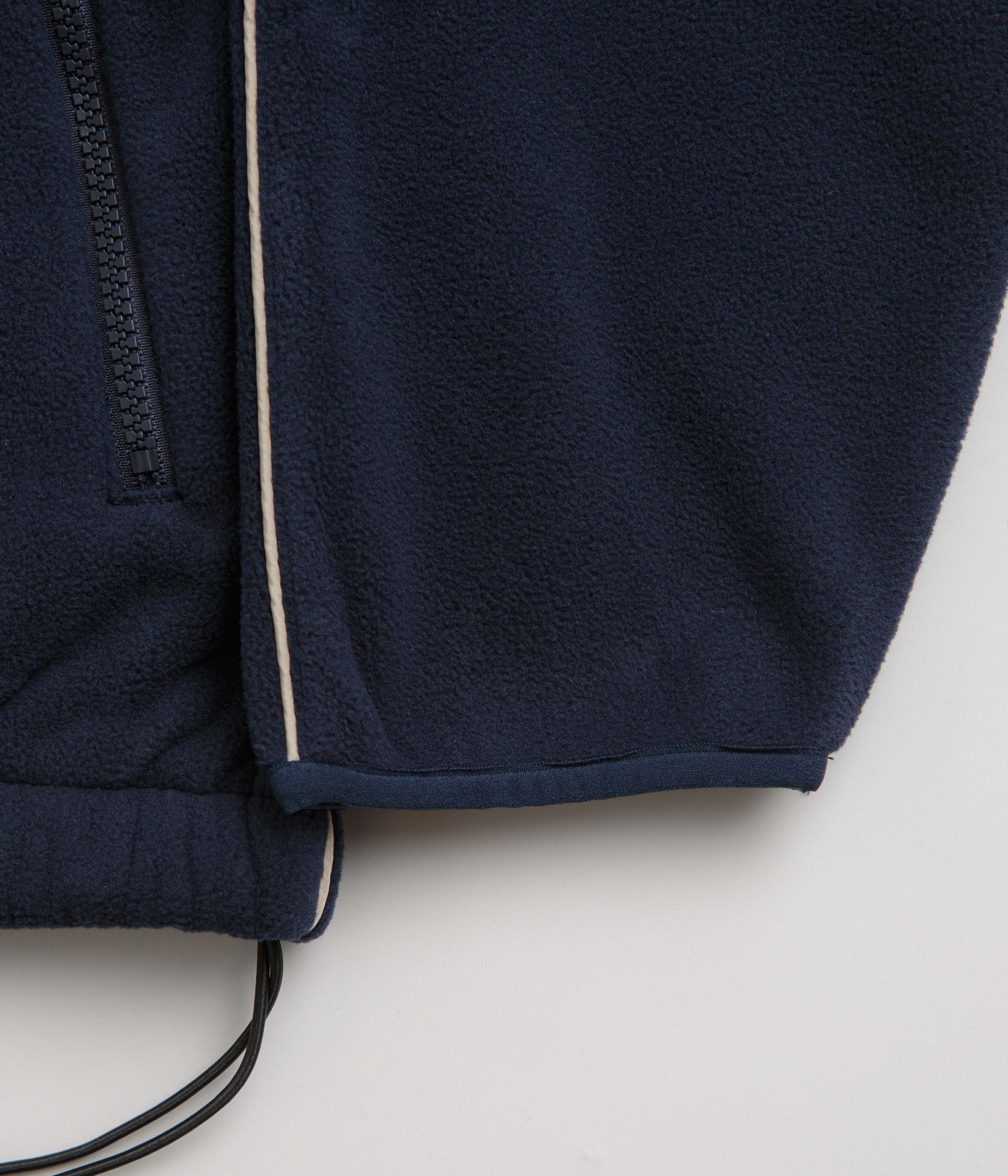Grand Collection x Umbro 1/4 Zip Micro Fleece - Navy / Cream - Image 4