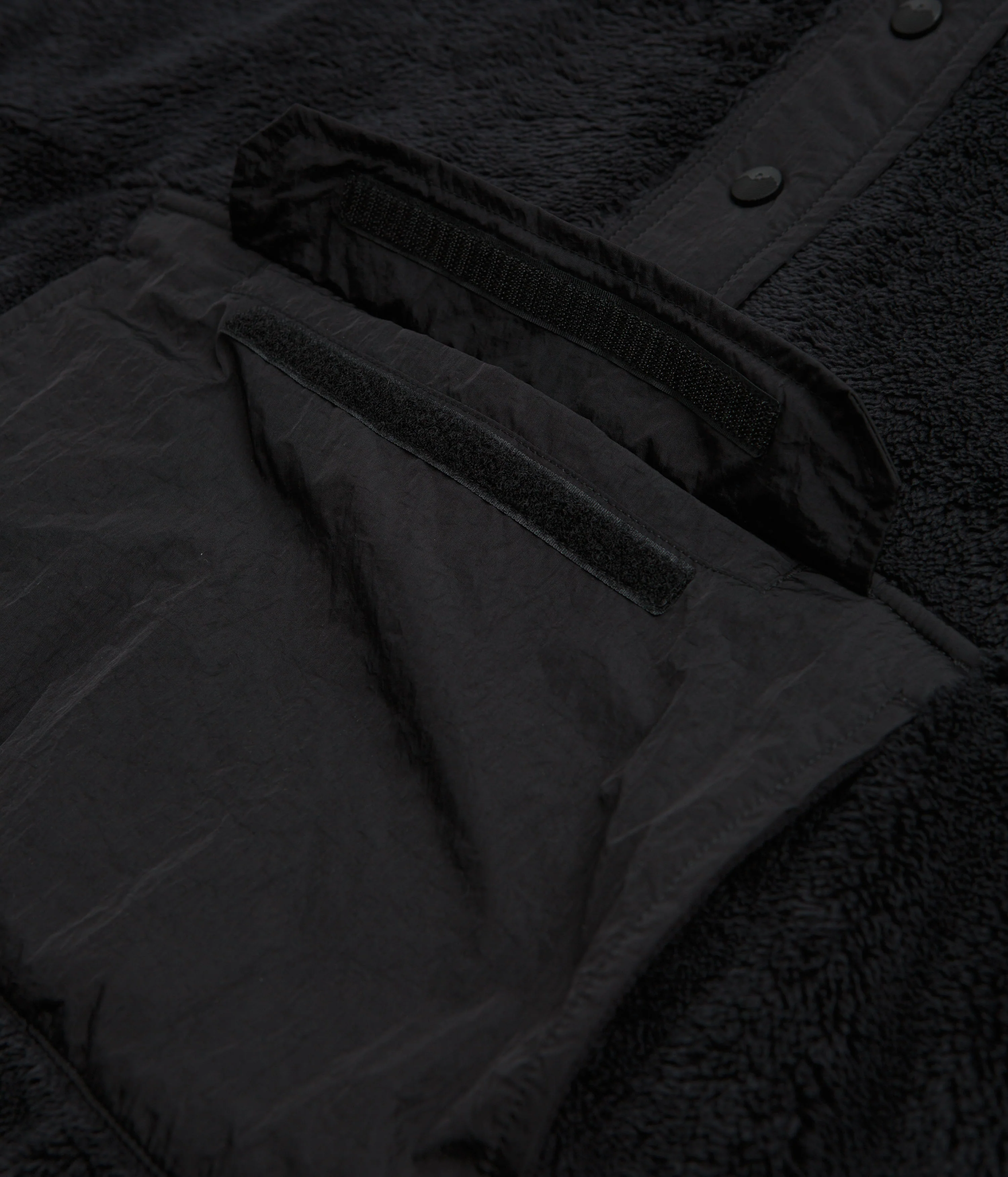Kavu Womens Moon Ridge Hooded Fleece - Blackout - Image 6