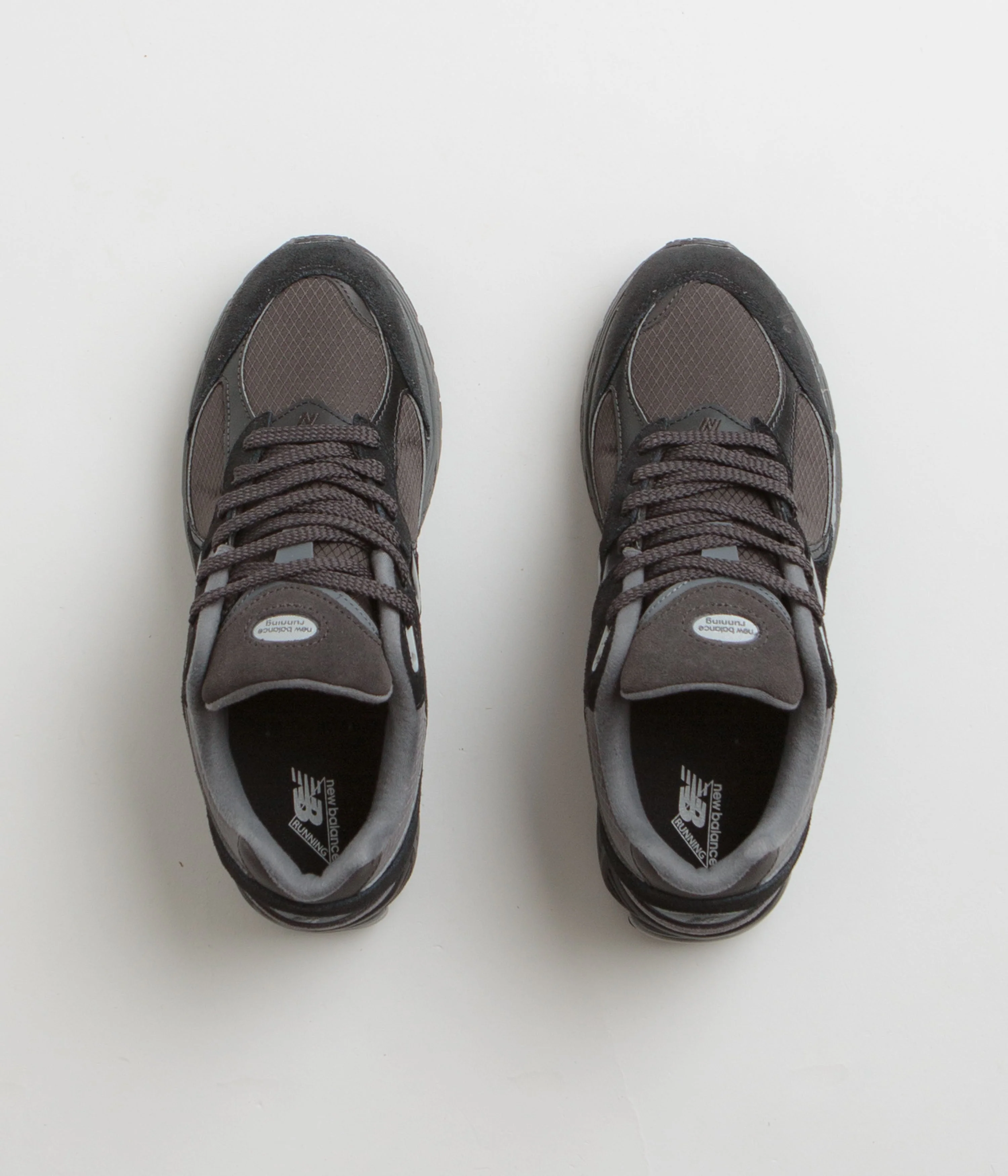 New Balance 2002R Shoes - Black / White / Grey - Image 7