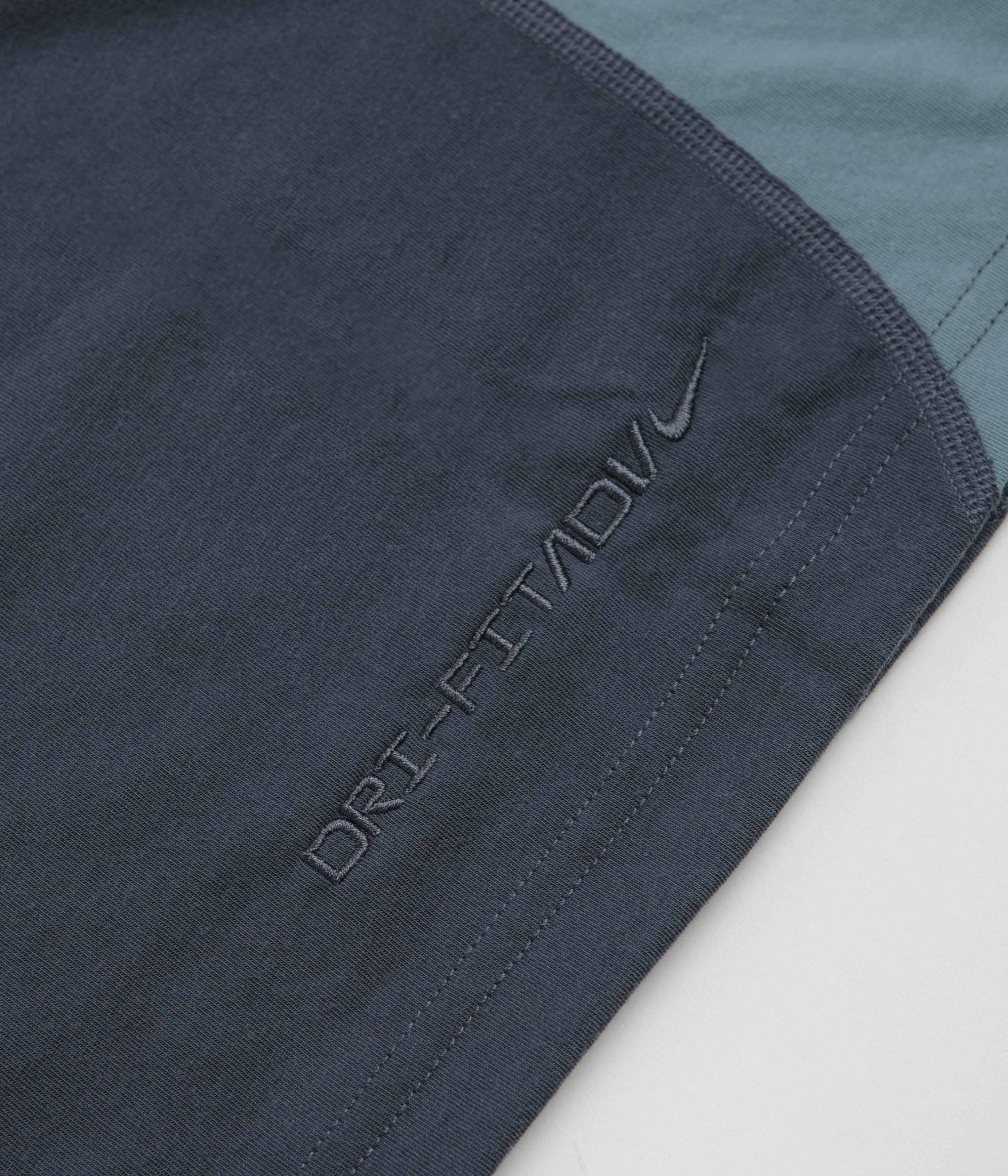 Nike ACG Goat Rocks T-Shirt - Thunder Blue / Smokey Blue / Summit White - Image 4