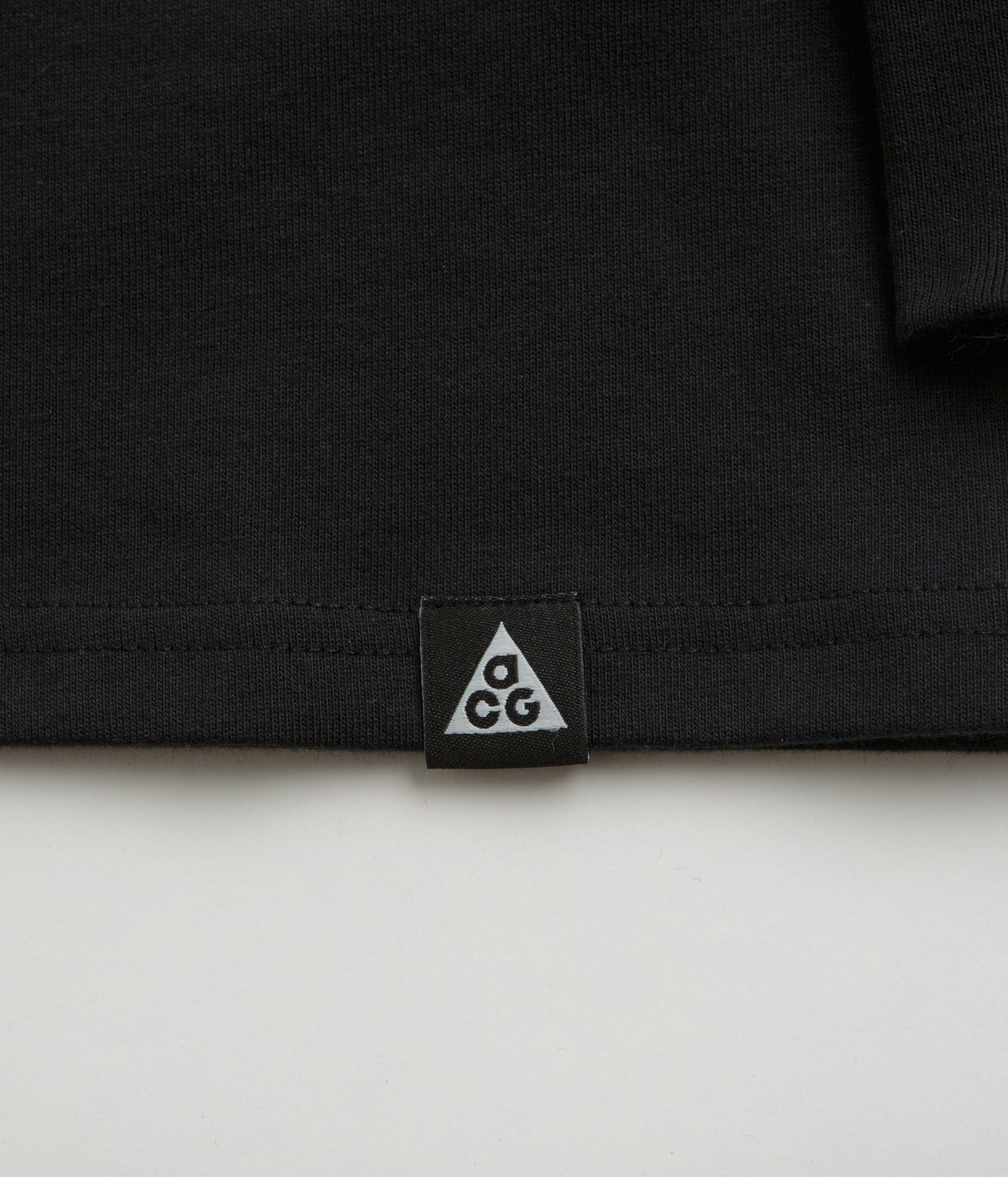 Nike ACG Hike Snacks Long Sleeve T-Shirt - Black - Image 3