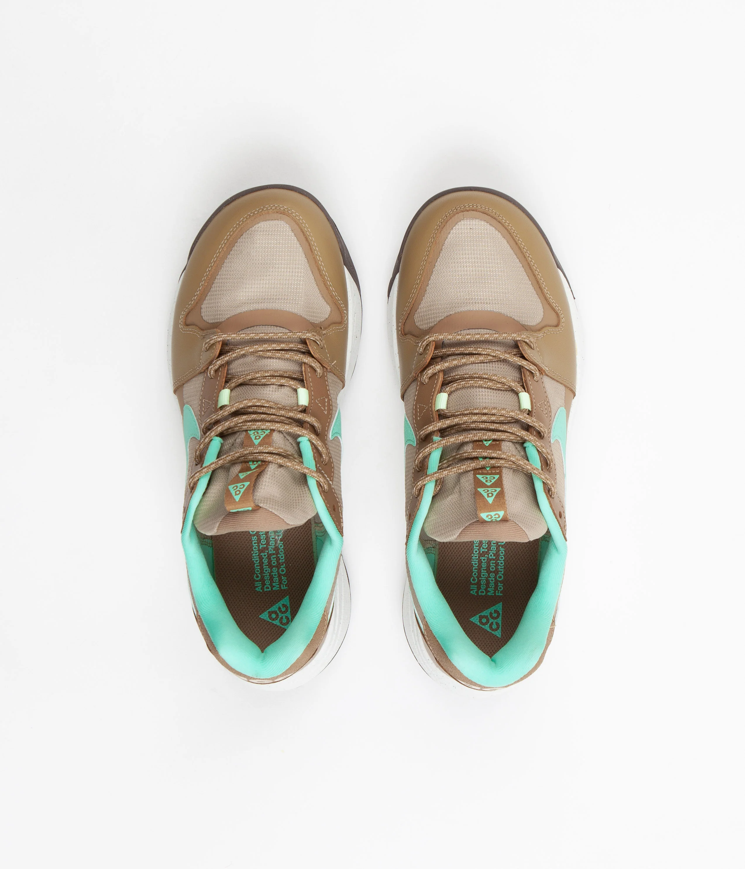 Nike ACG Lowcate Shoes - Limestone / Green Glow - Dark Driftwood - Sail - Image 7
