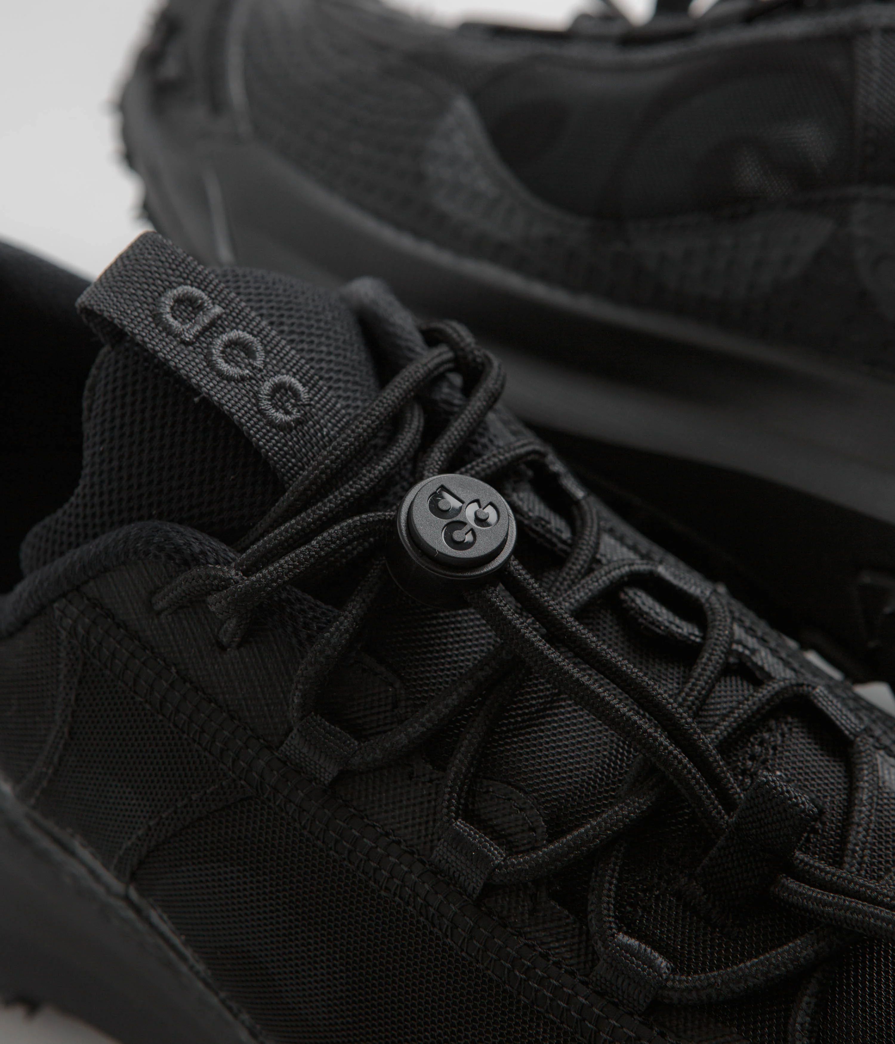 Nike ACG Mountain Fly 2 Low Shoes - Black / Anthracite - Black - Black - Image 3
