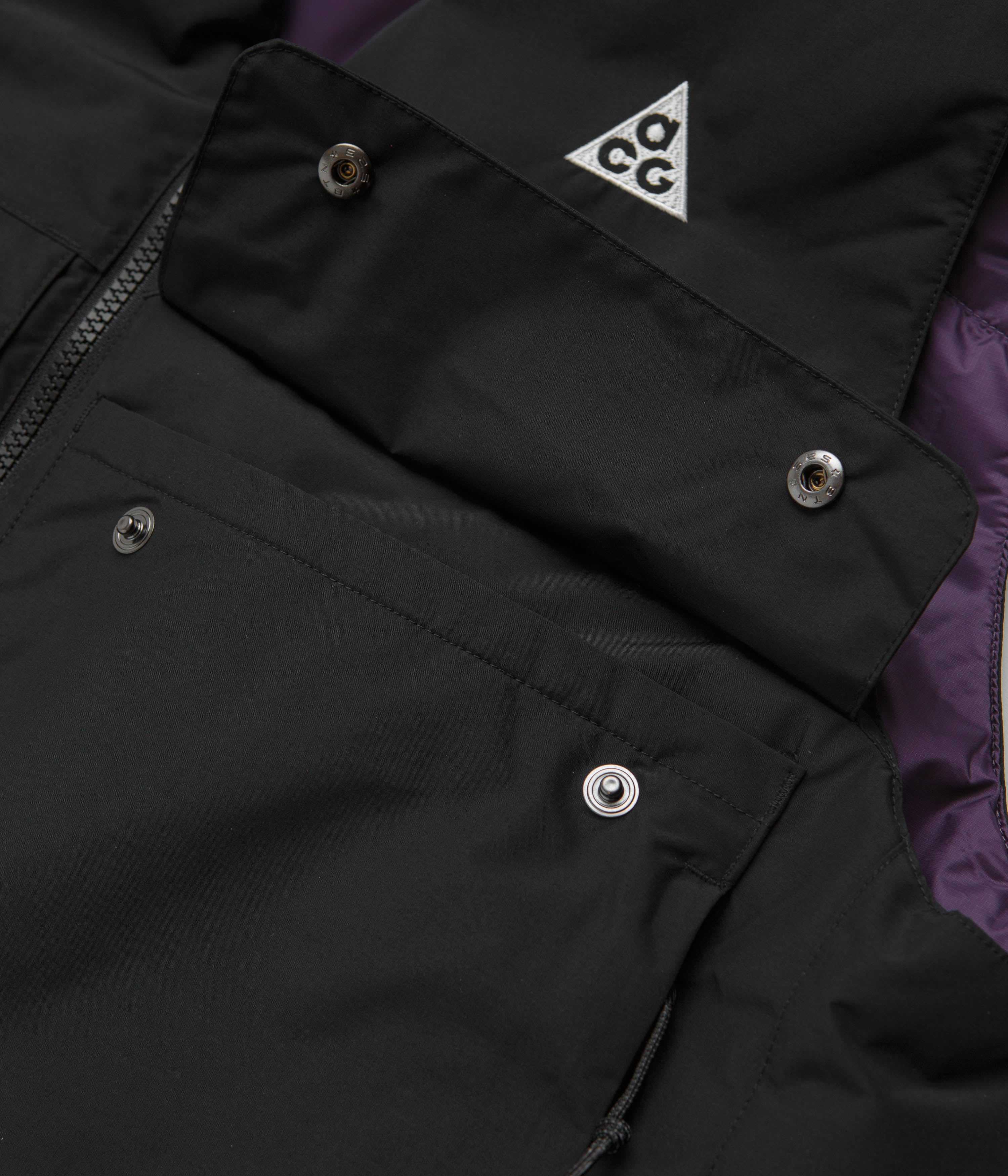 Nike ACG Skull Peak Reversible Vest - Black / Dark Raisin / Summit White - Image 6
