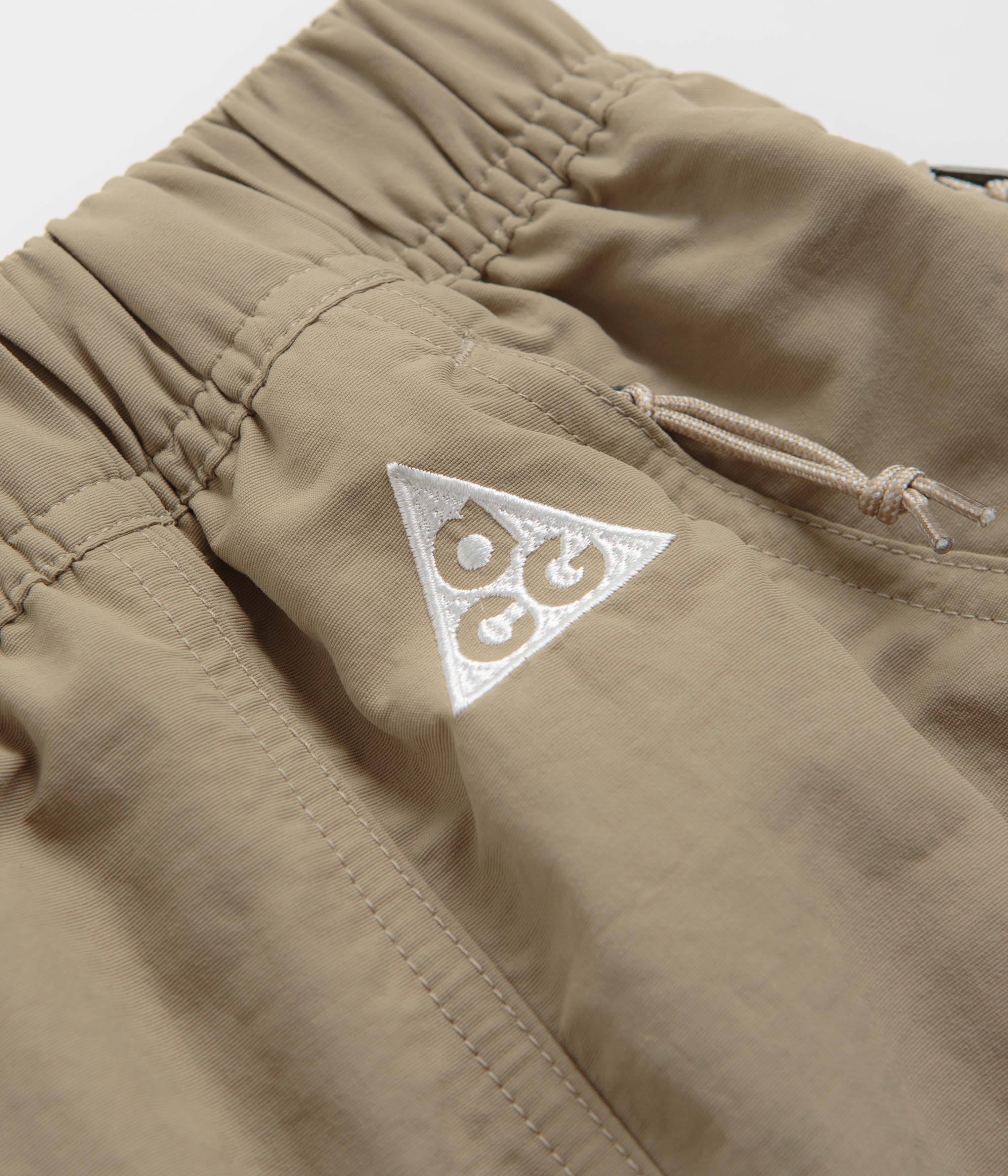 Nike ACG Snowgrass Cargo Shorts - Khaki / Light Iron Ore / Summit White - Image 4