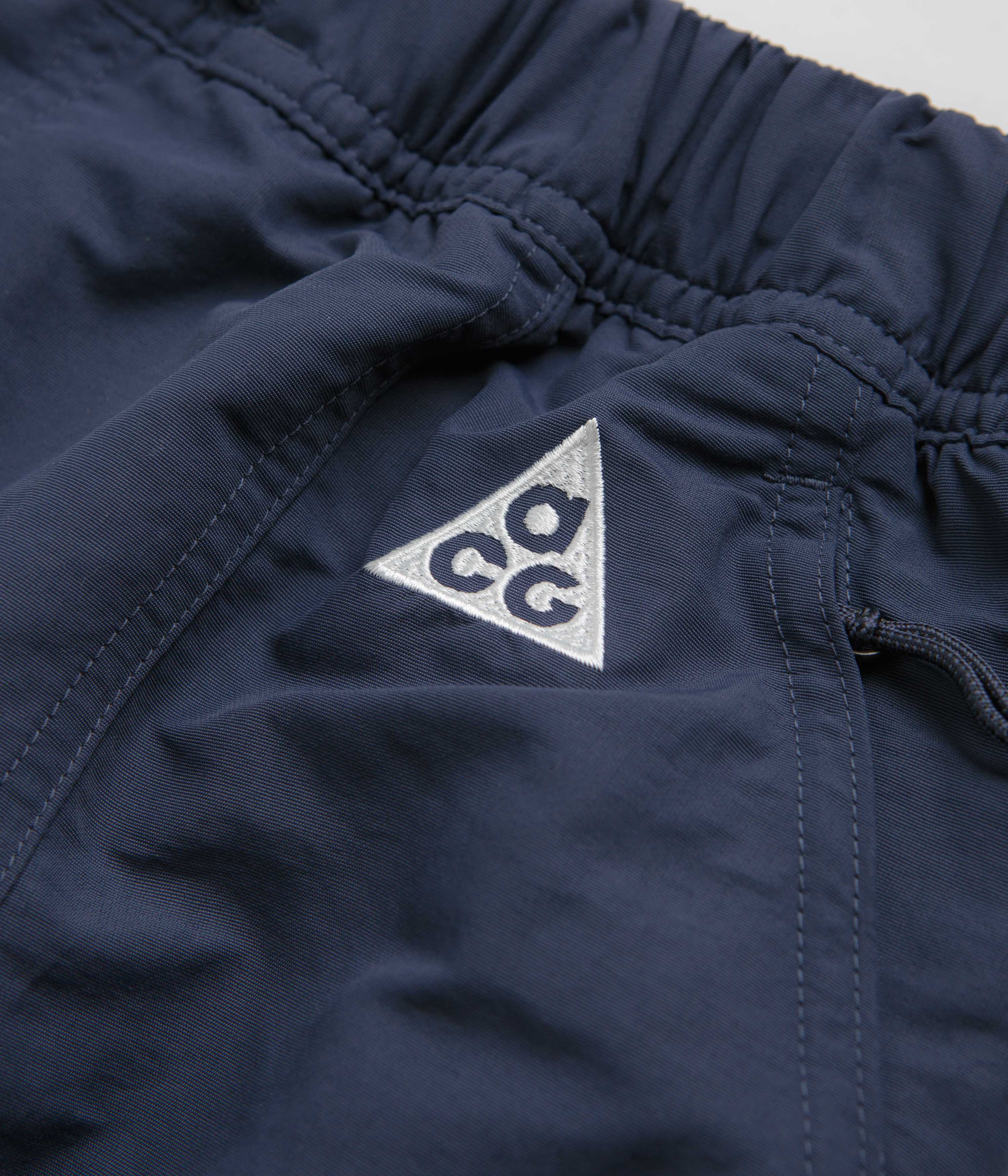 Nike ACG Snowgrass Cargo Shorts - Thunder Blue / Summit White - Image 7
