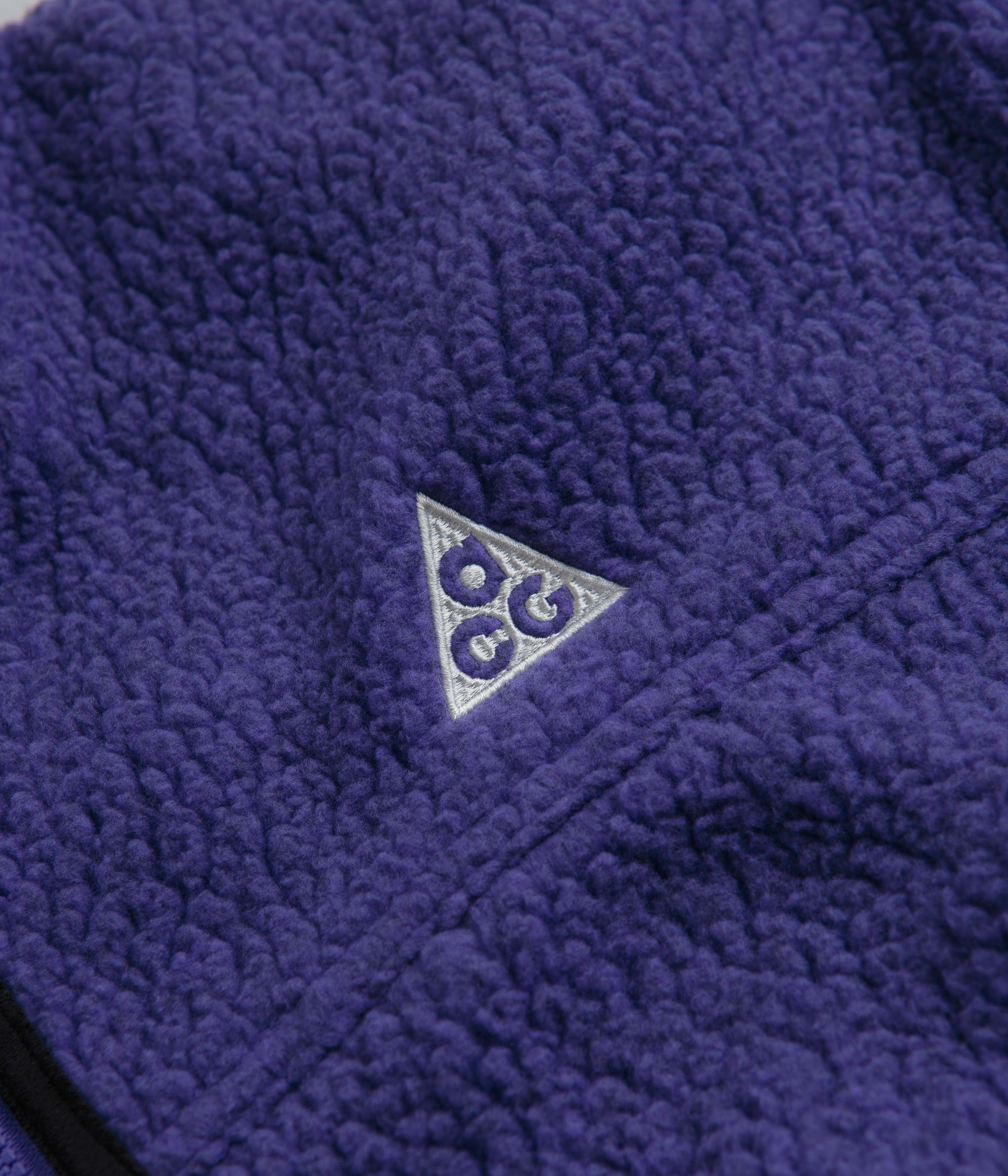 Nike ACG Womens Arctic Wolf Full-Zip Fleece - Persian Violet / Black / Summit White - Image 4