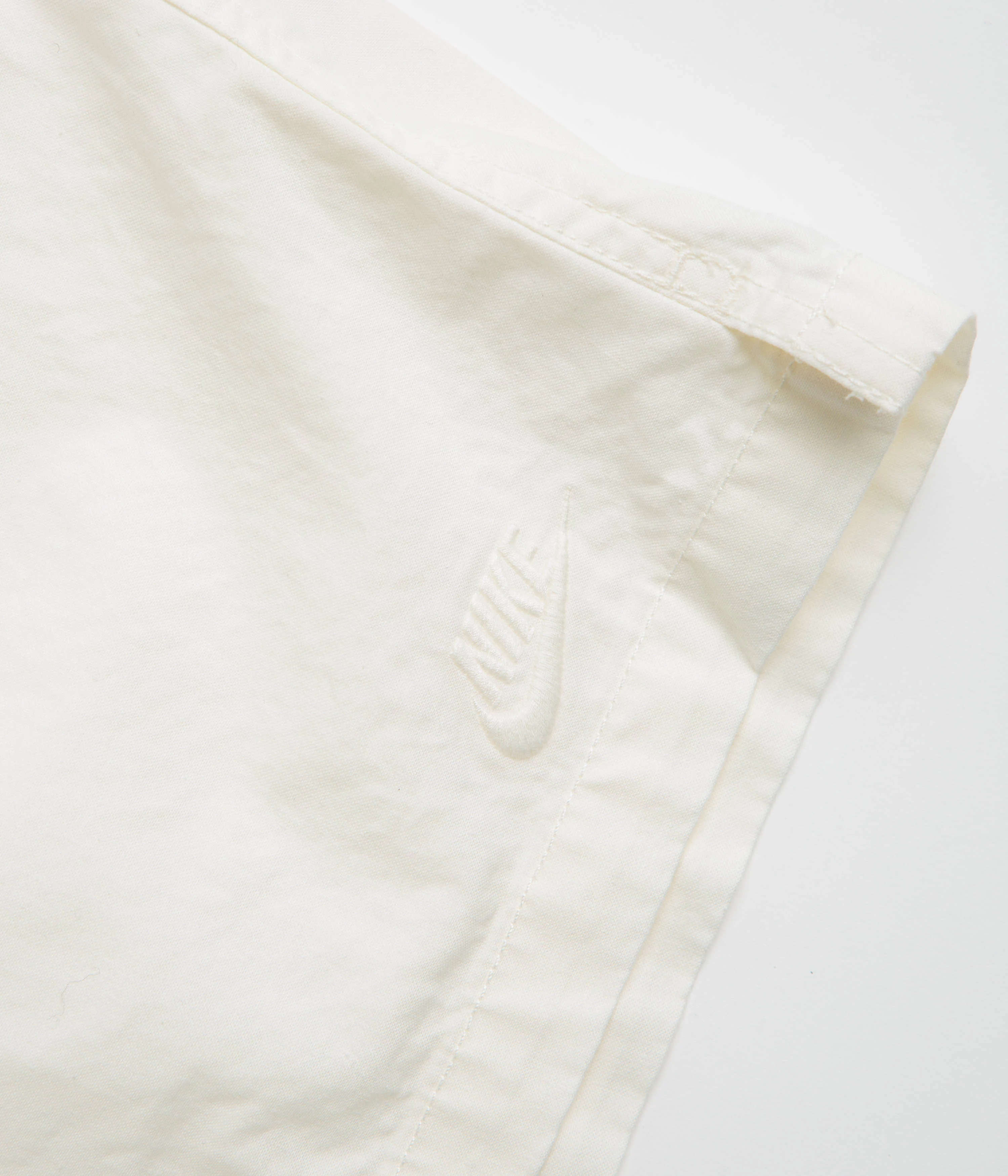 Nike Club Flow Wash Shorts - Sail / Sail - Image 4