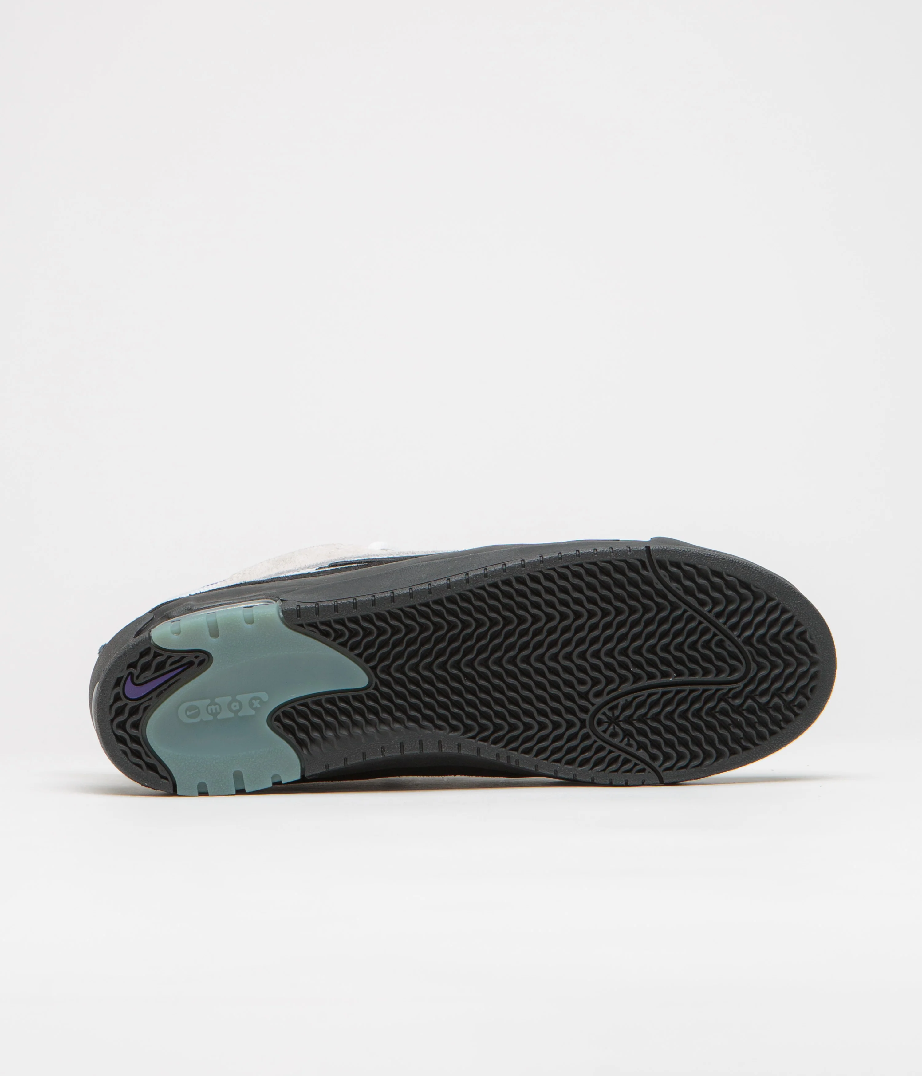 Nike SB Air Max Ishod Shoes - White / Black - Court Purple - Black - Image 6