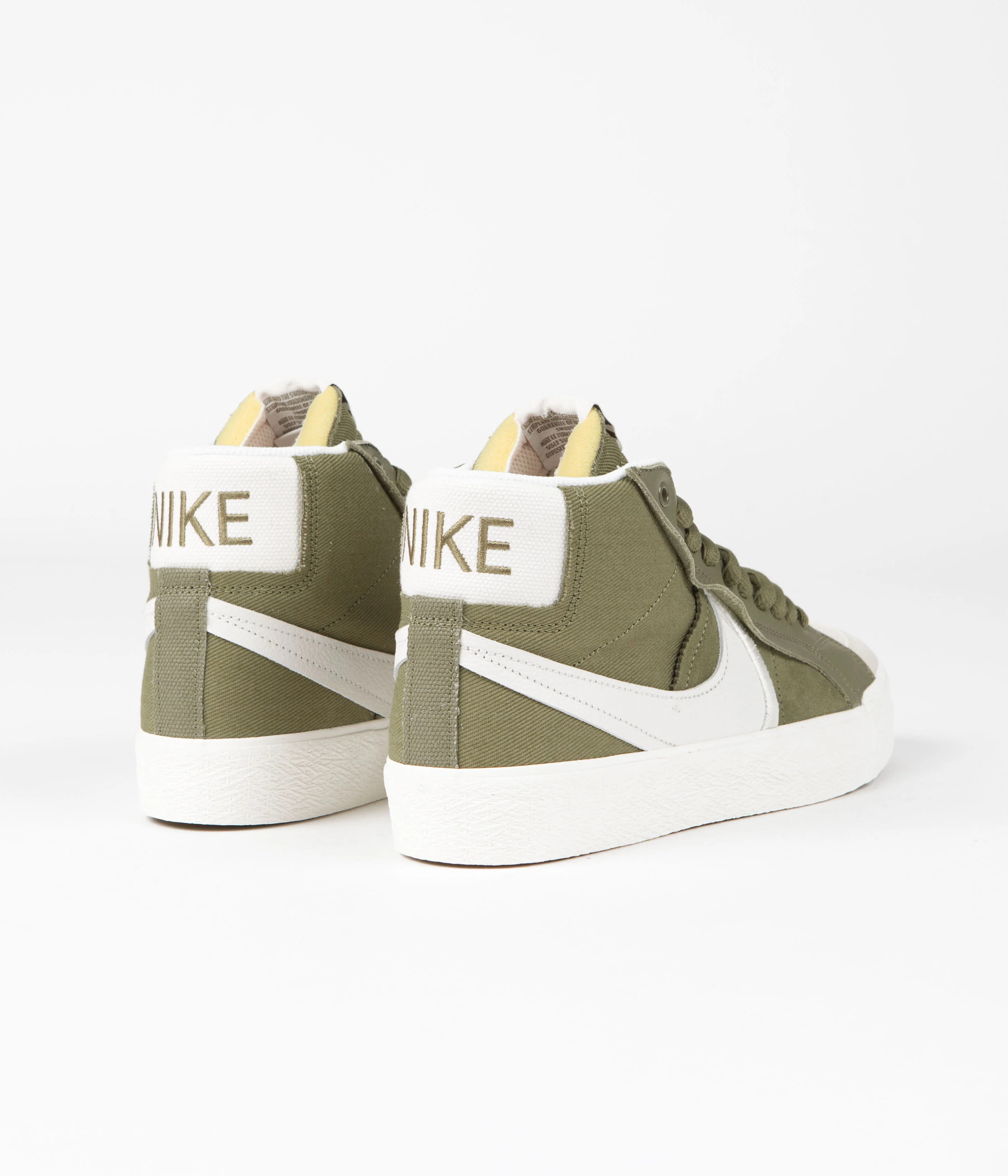 Nike SB Blazer Mid Premium Plus Shoes - Pilgrim / Phantom - Image 4