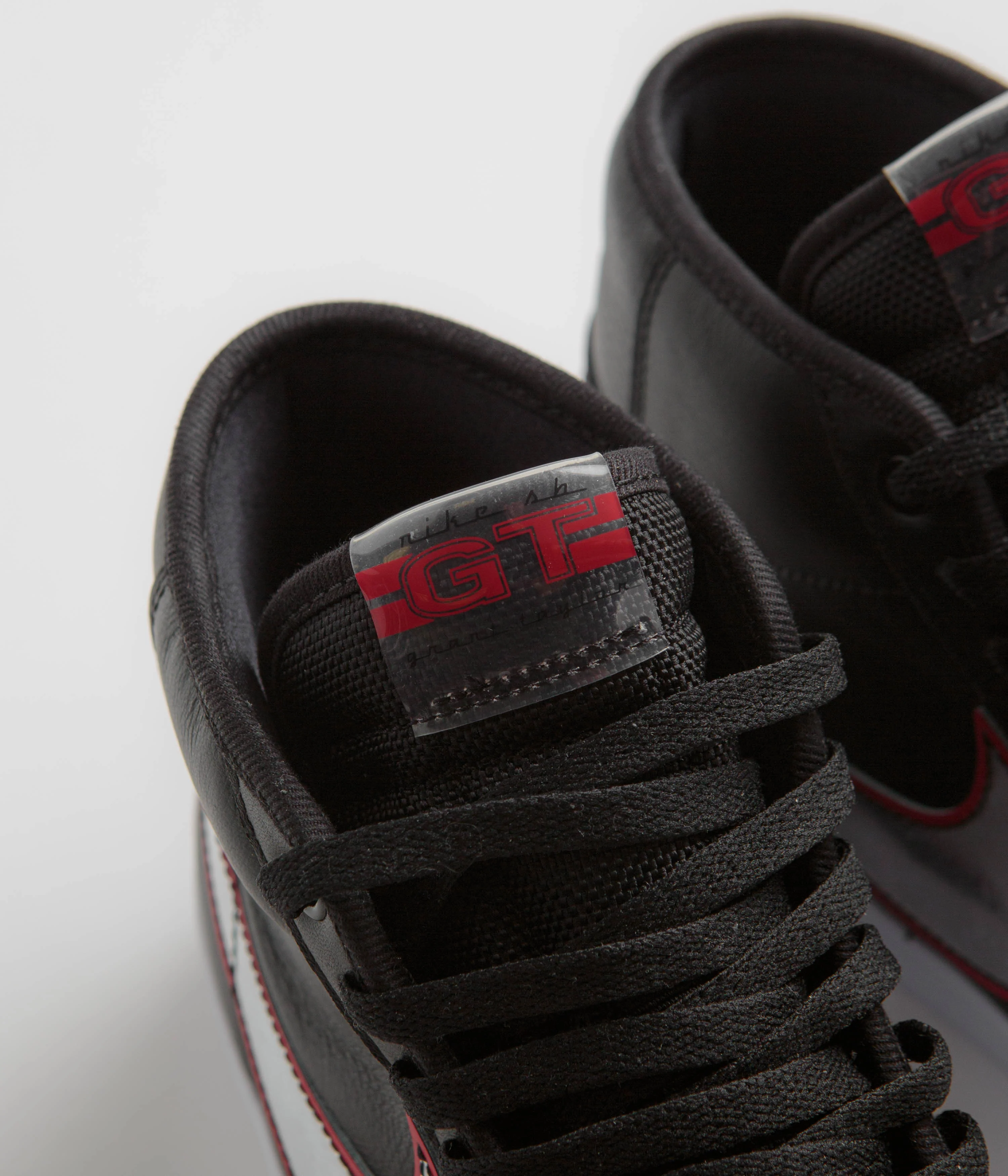 Nike SB Blazer Mid Pro GT Shoes - Black / Metallic Silver - University Red - Image 5