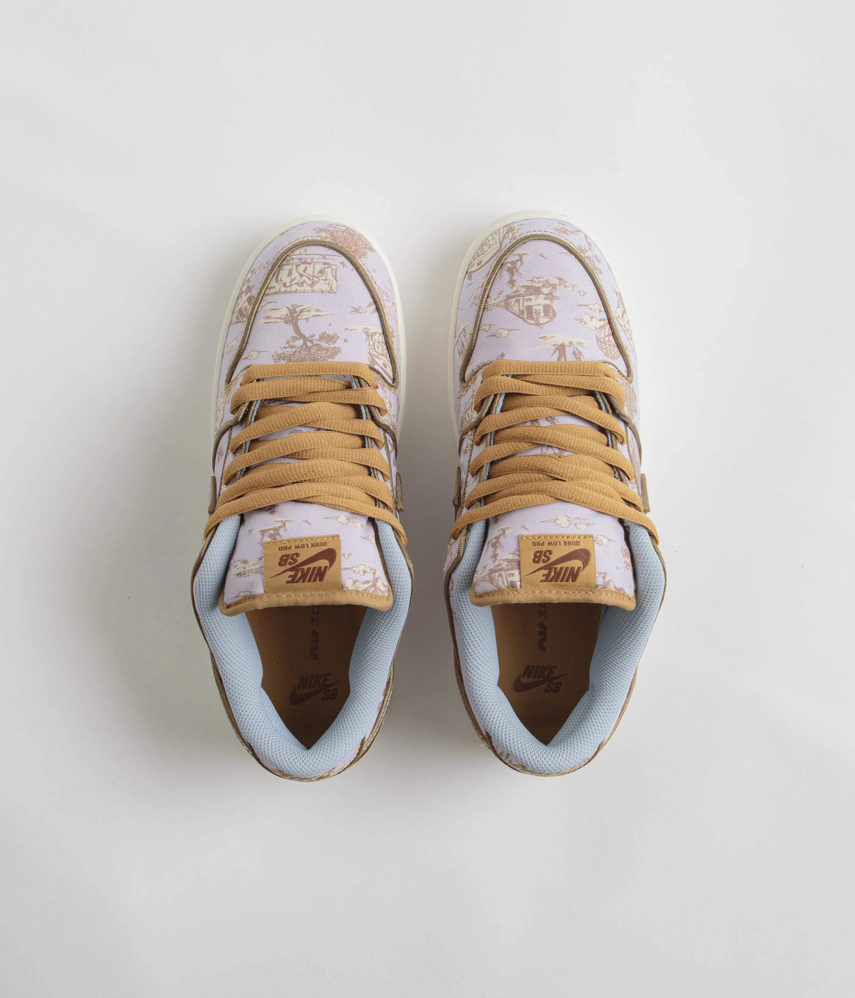 Nike SB City of Style Dunk Low Pro Premium Shoes - Football Grey / Coconut Milk - Khaki - Image 8