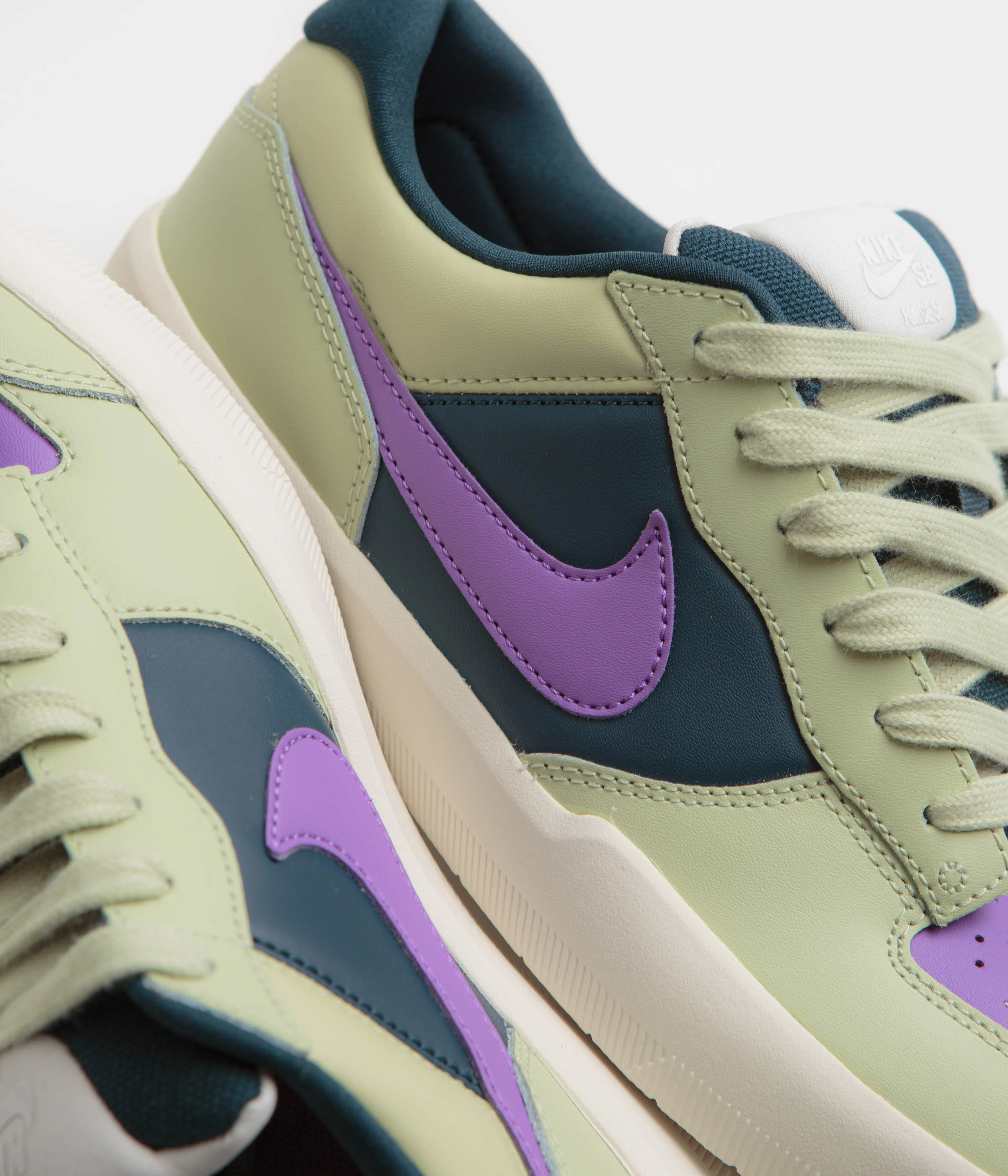 Nike SB Force 58 Premium Shoes - Olive Aura / Black Raspberry - Armory Navy - Image 3