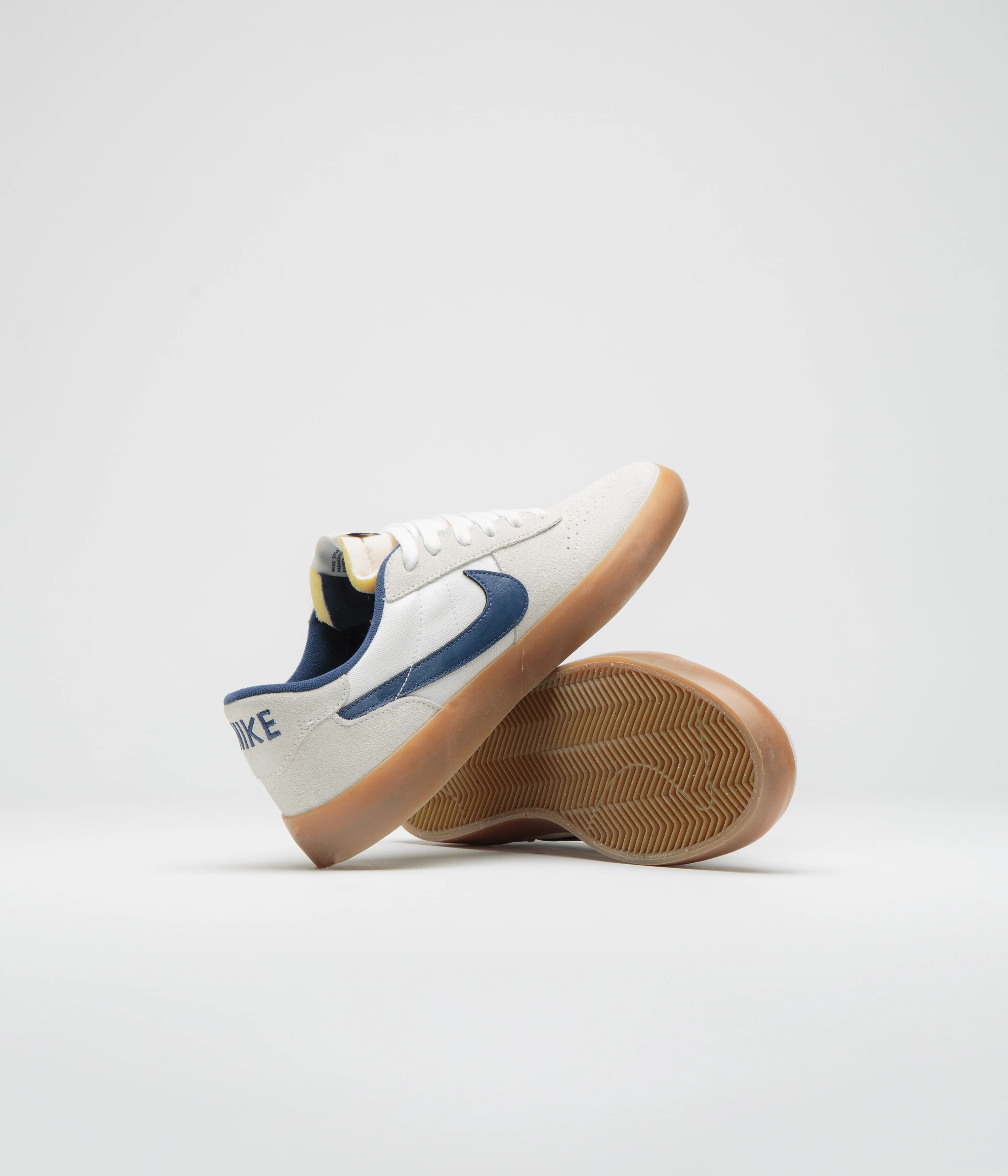 Nike SB Heritage Vulc Shoes - Summit White / Navy - White - Gum Light Brown - Image 5