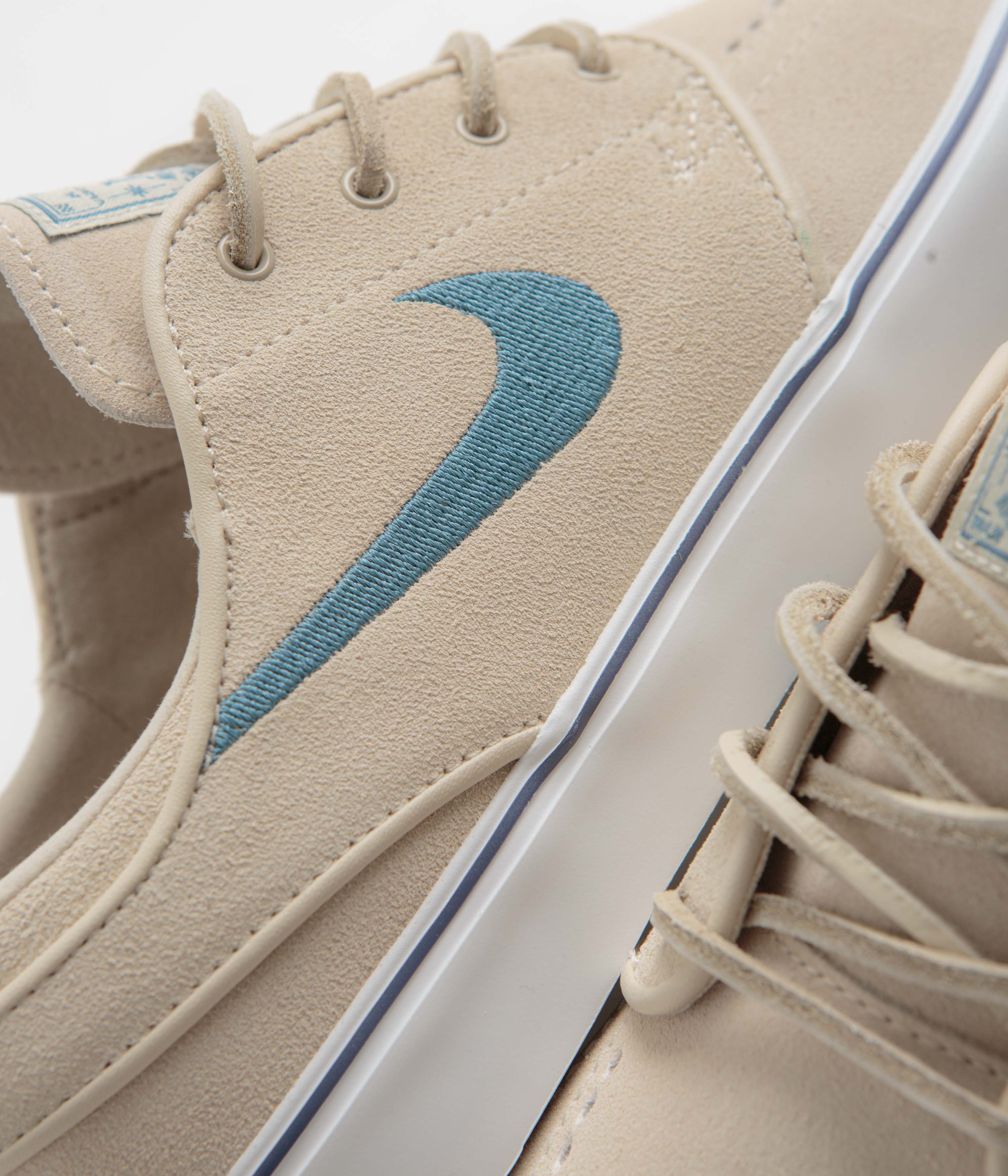 Nike SB Janoski OG+ Shoes - Sanddrift / Smokey Blue - Thunder Blue - Image 4