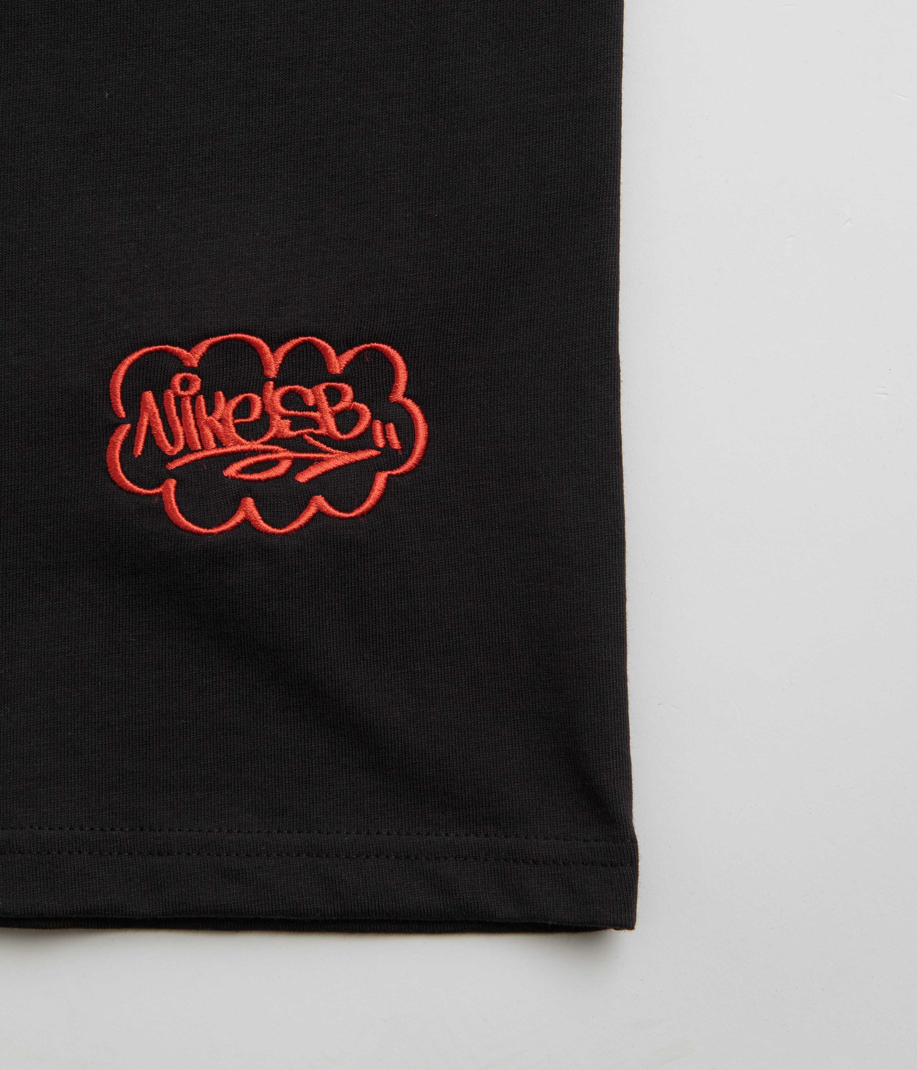 Nike SB Spray Can T-Shirt - Black - Image 4