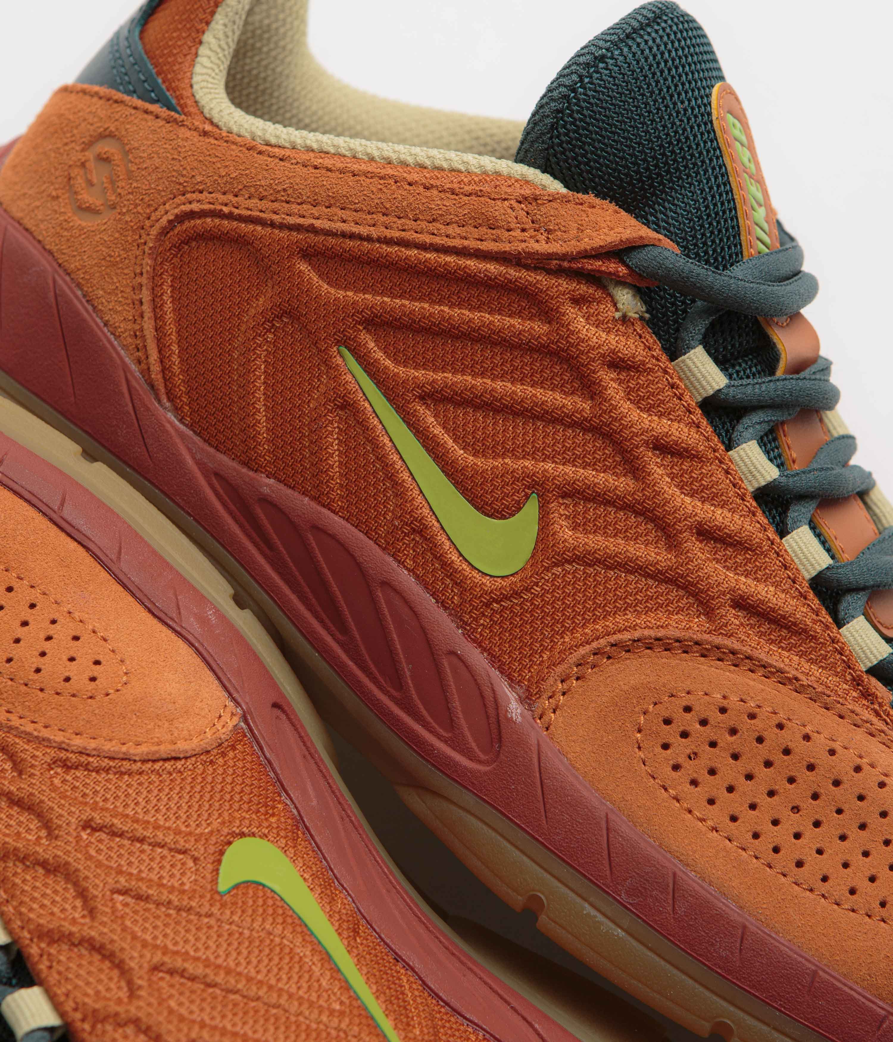 Nike SB Vertebrae TE Shoes - Dark Russet / Pear - Desert Orange - Image 3