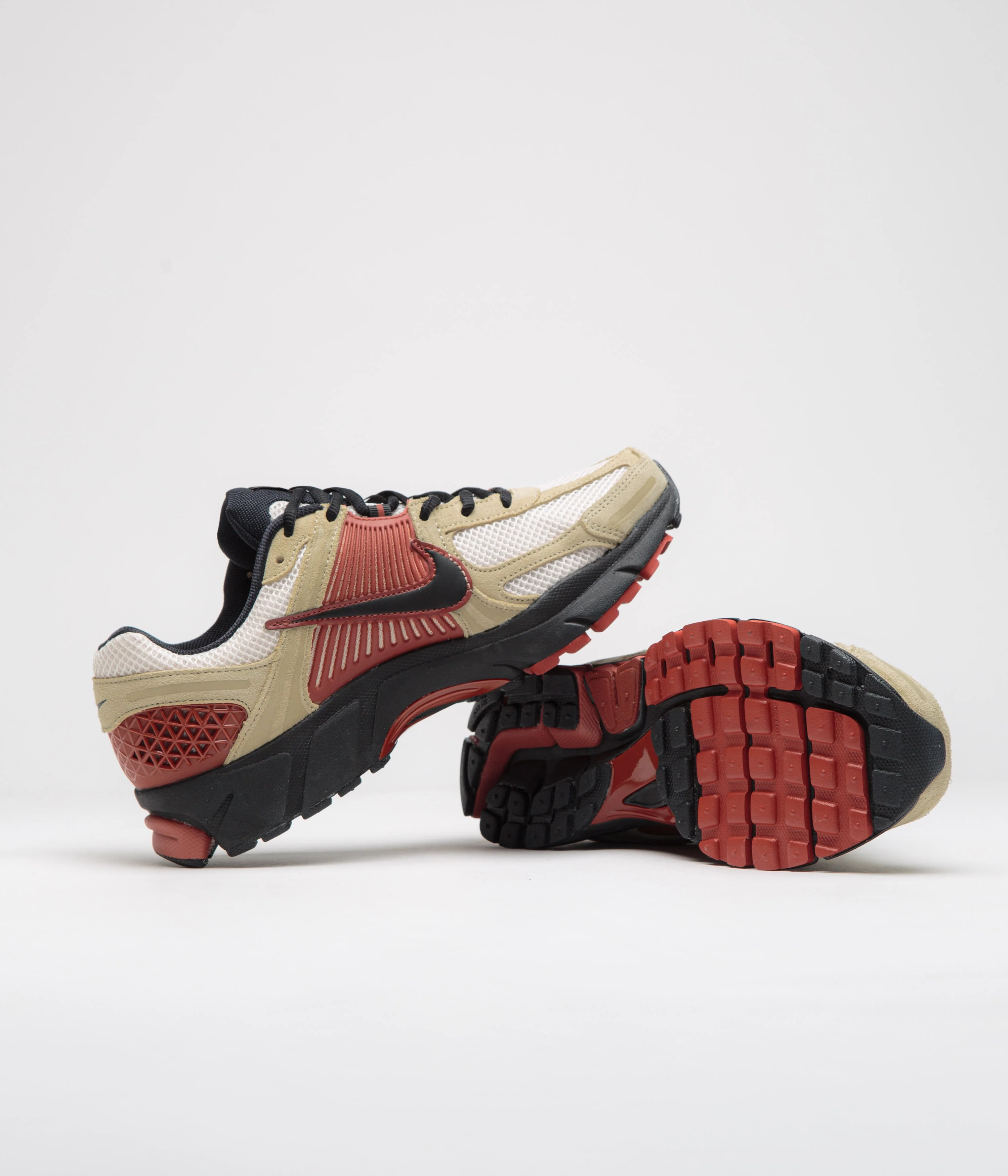 Nike Vomero 5 Shoes - Desert Khaki / Black - Light Orewood Brown - Image 5