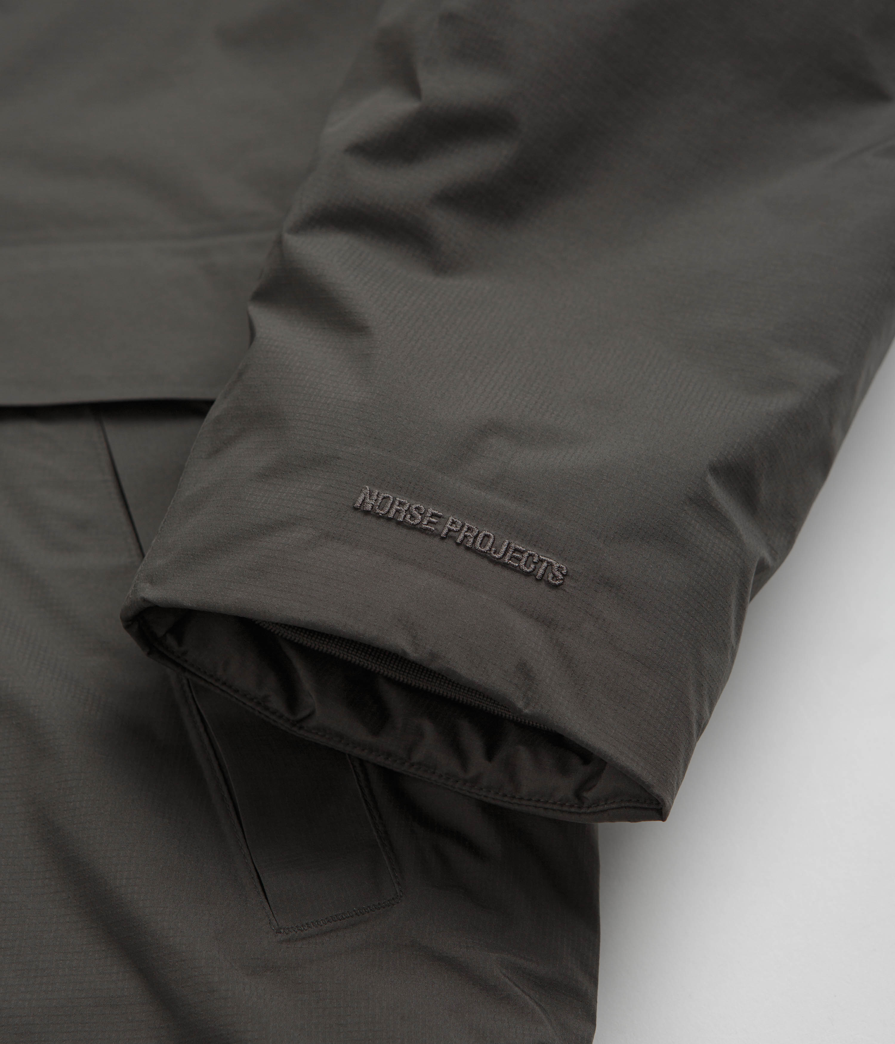 Norse Projects Fyn Gore-Tex Insulated Jacket - Olive Night - Image 8