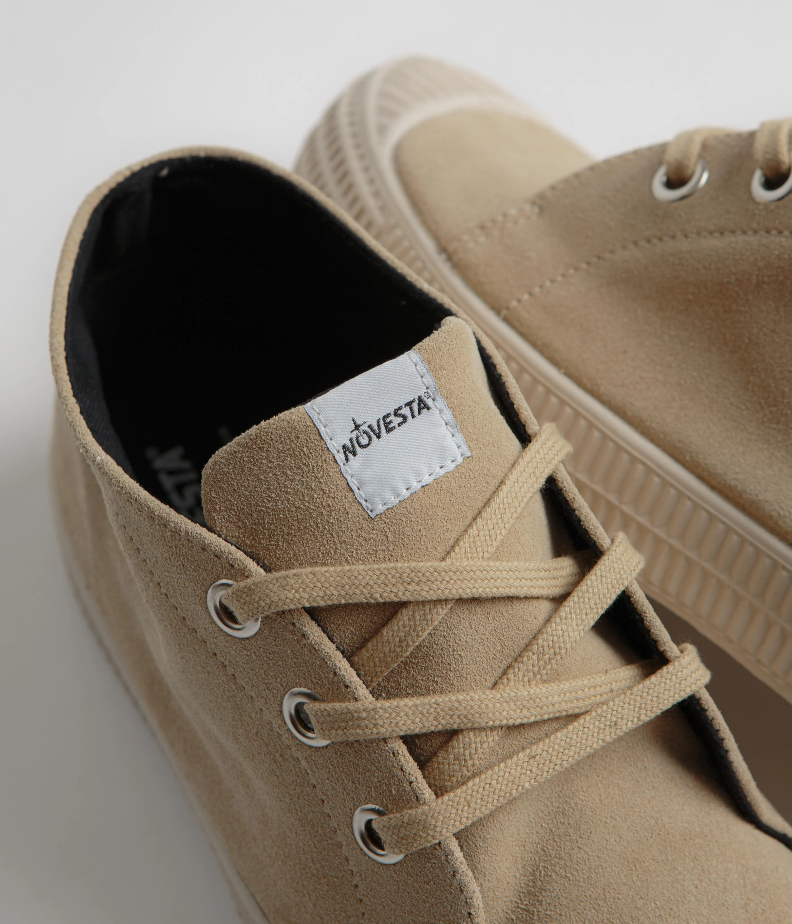Novesta Star Chukka Suede Shoes - Mono Papyrus - Image 3