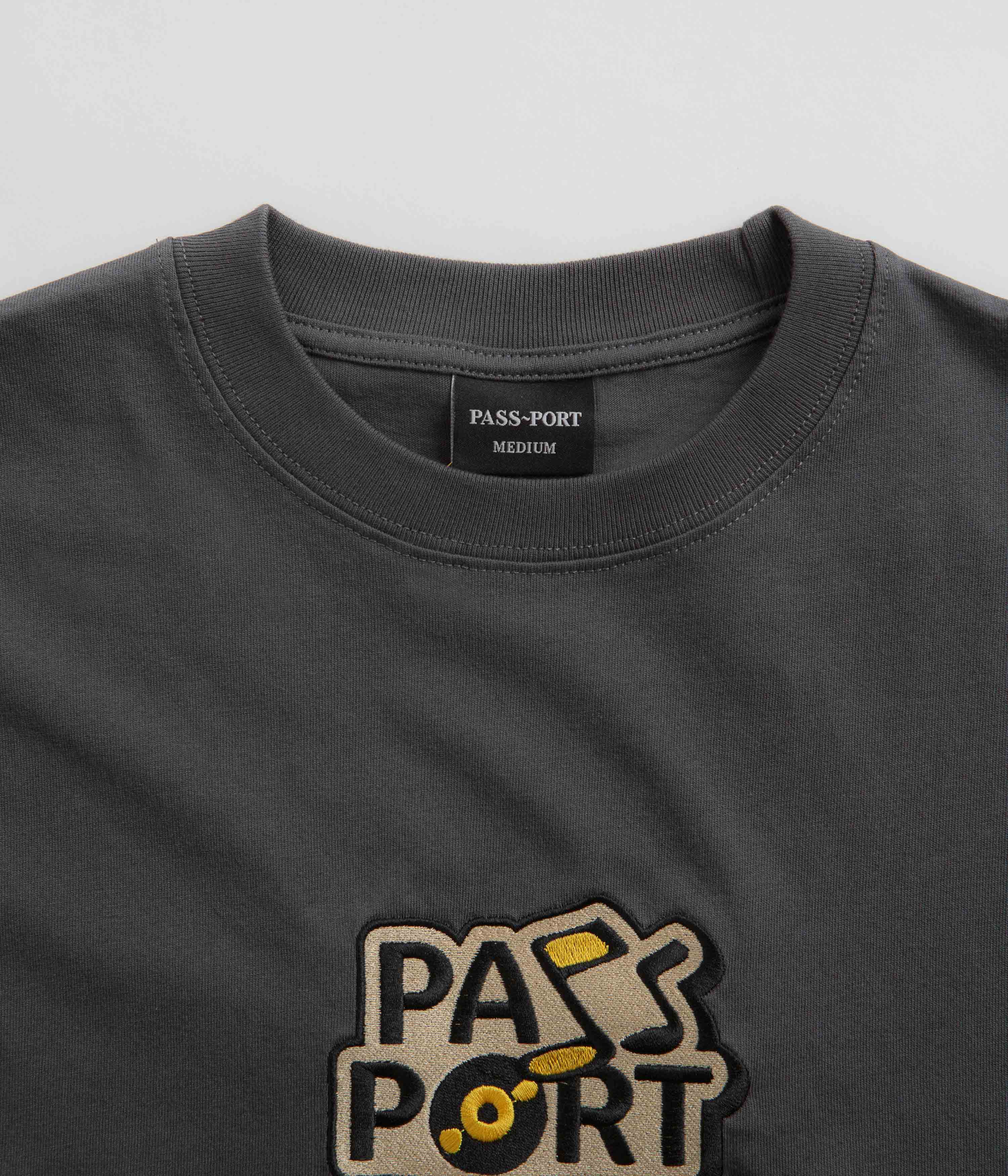 Pass Port Master-Sound T-Shirt - Tar - Image 3