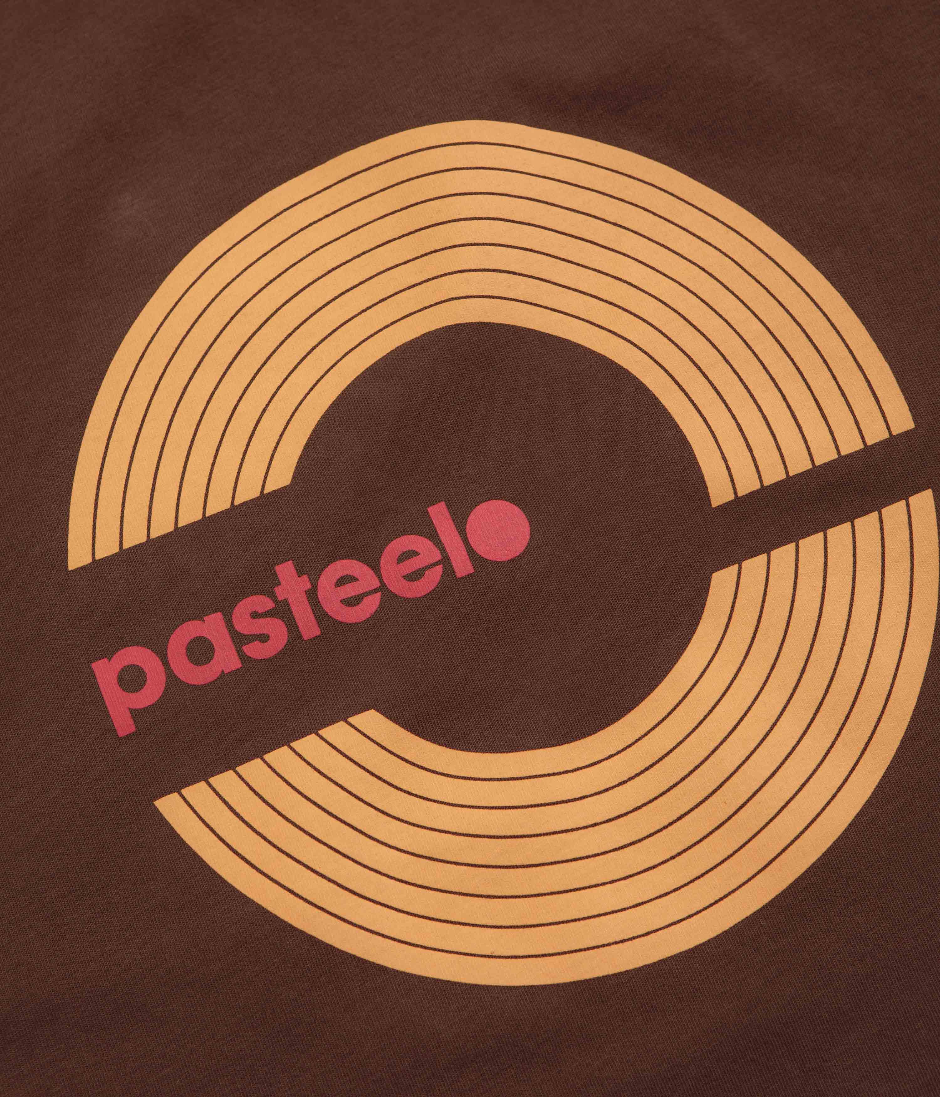 Pasteelo Grooves T-Shirt - Coffee - Image 3