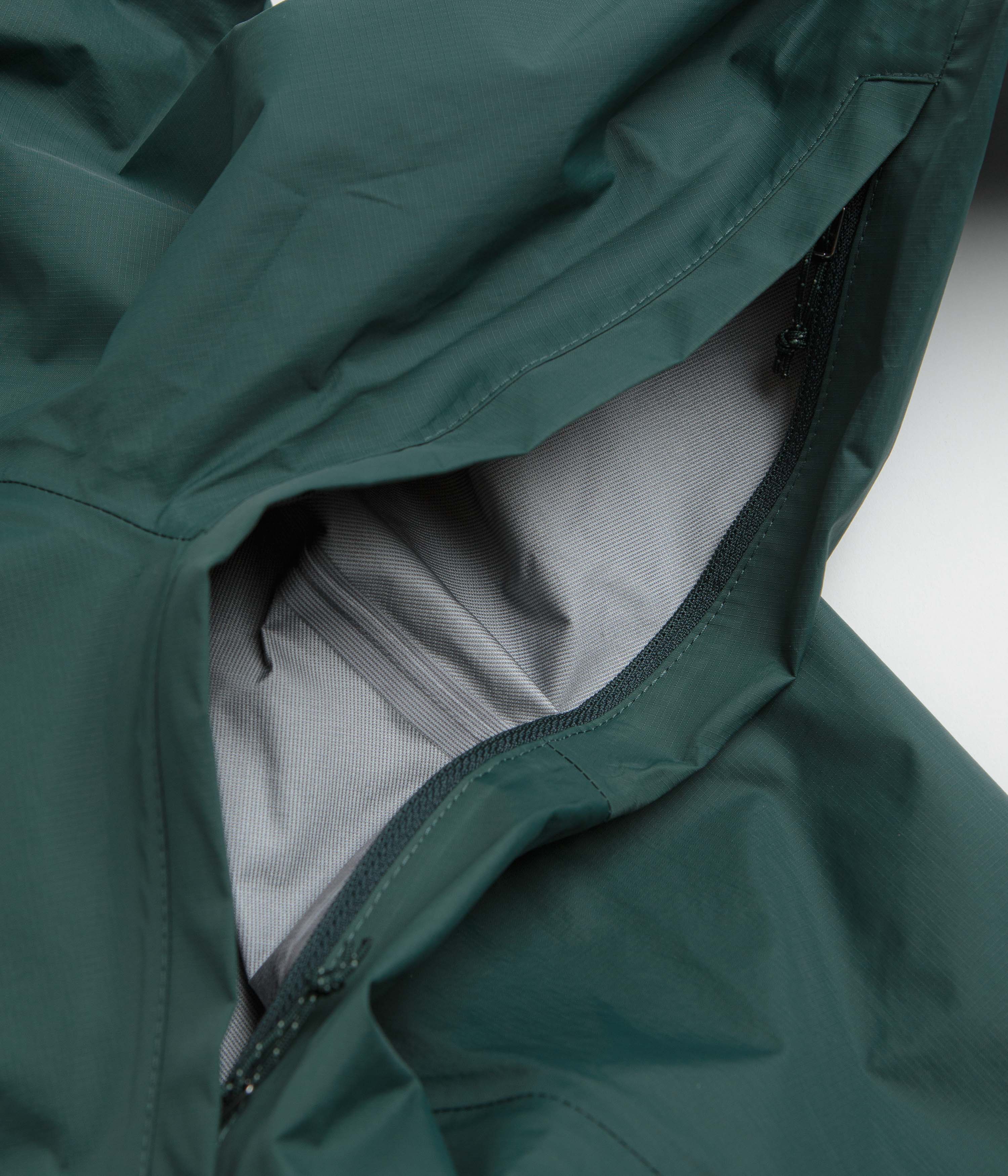 Patagonia Womens Torrentshell 3L Rain Jacket - Cascade Green - Image 7