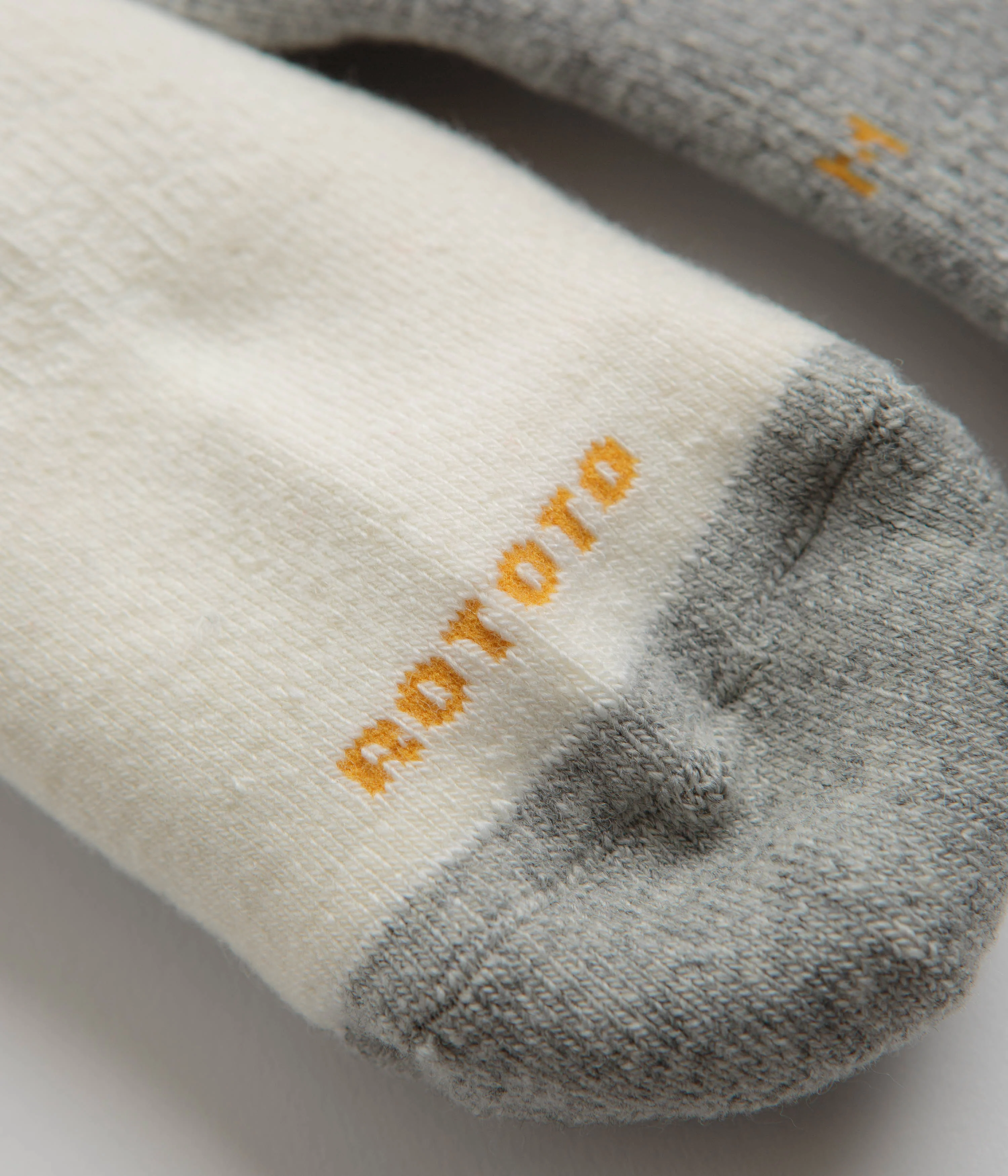 RoToTo Multi Oldschool Socks - Navy / Red - Image 2