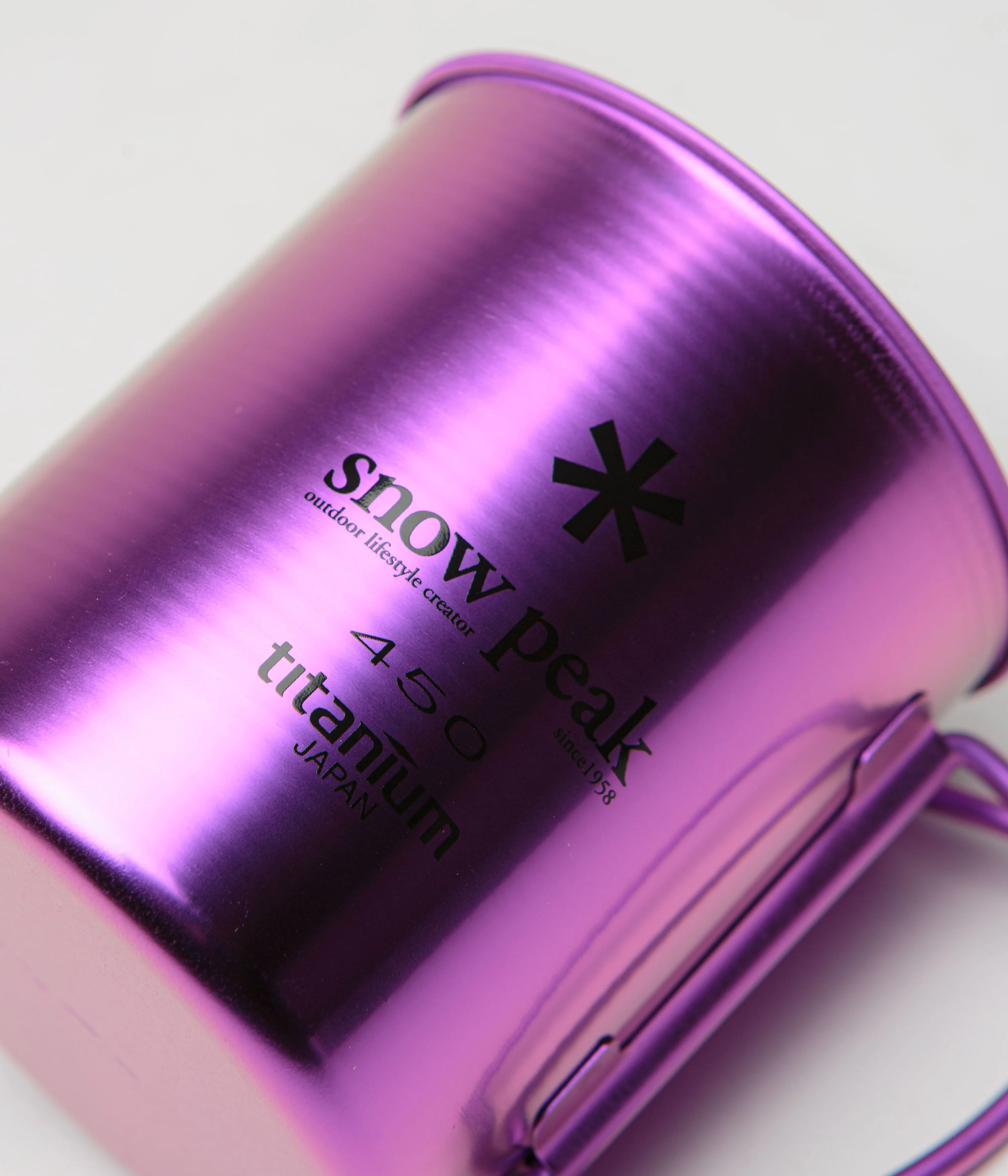 Snow Peak Titanium Single Wall 450ml Mug - Anodized Purple - Image 2
