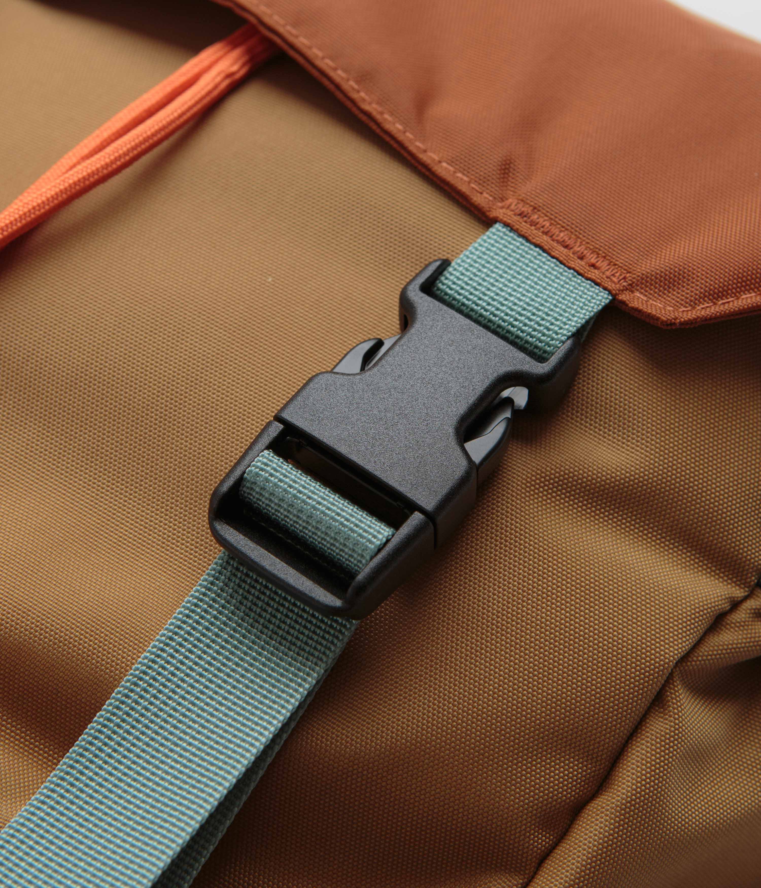 Topo Designs Classic Rover Pack - Forest / Khaki - Image 5