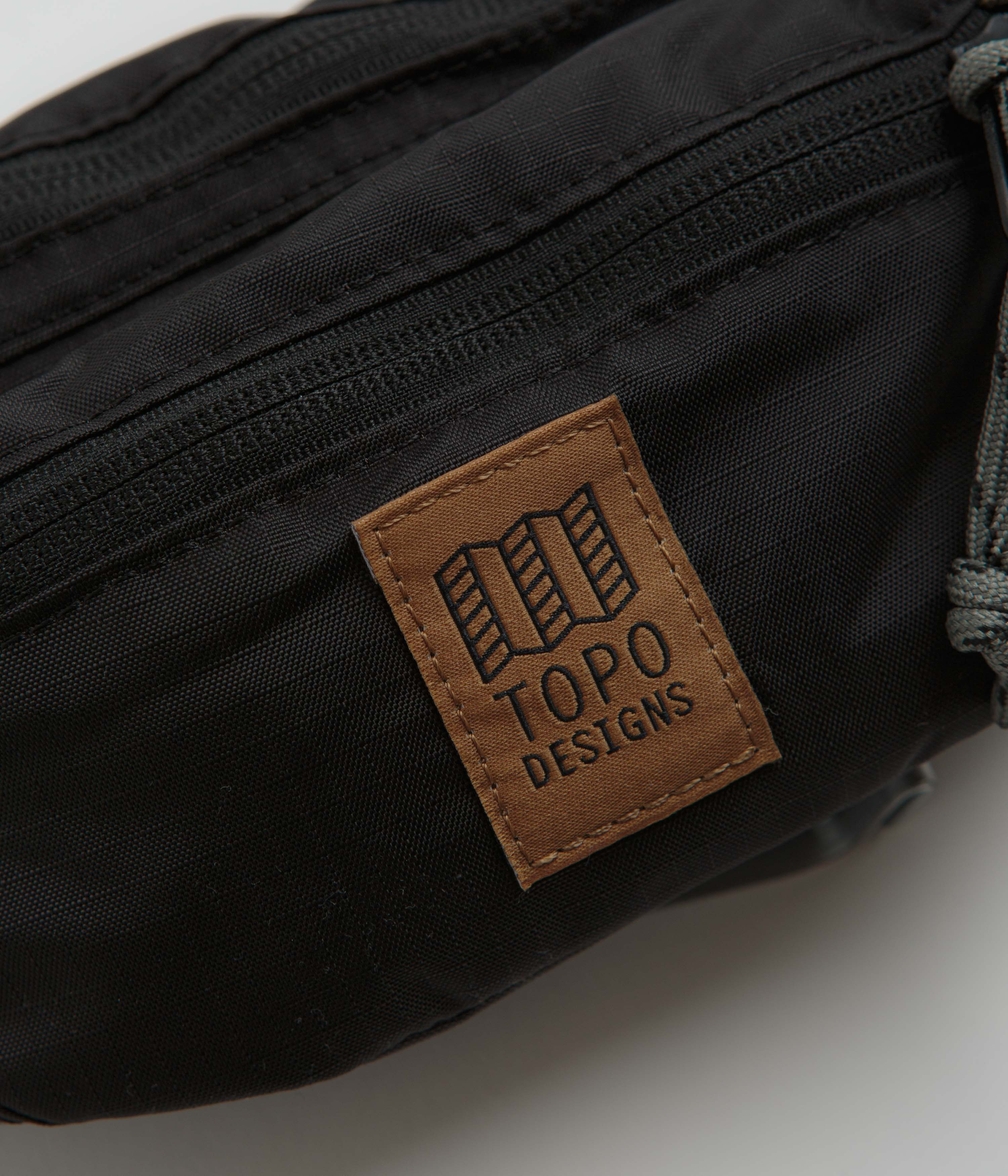 Topo Designs Mountain Waist Pack - Black / Neutral - Image 3