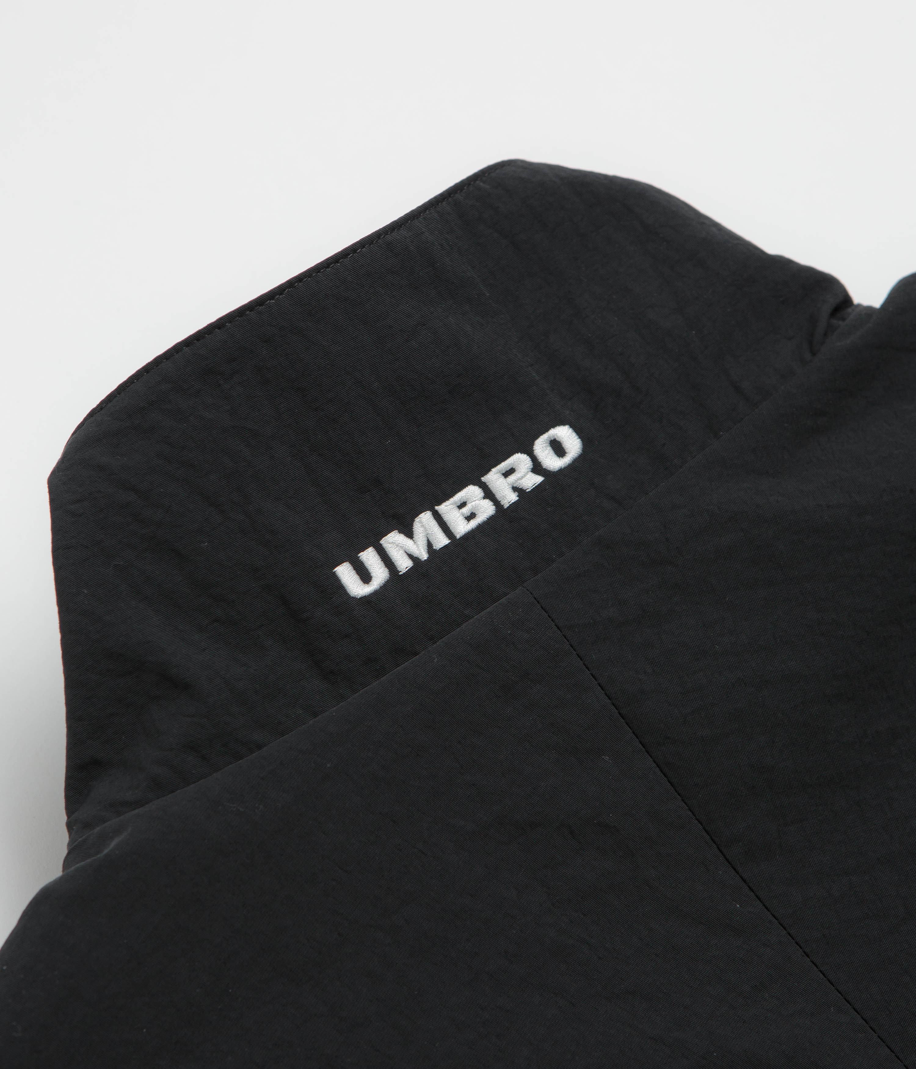Umbro Eyes Tracksuit Jacket - Carbon Black - Image 7