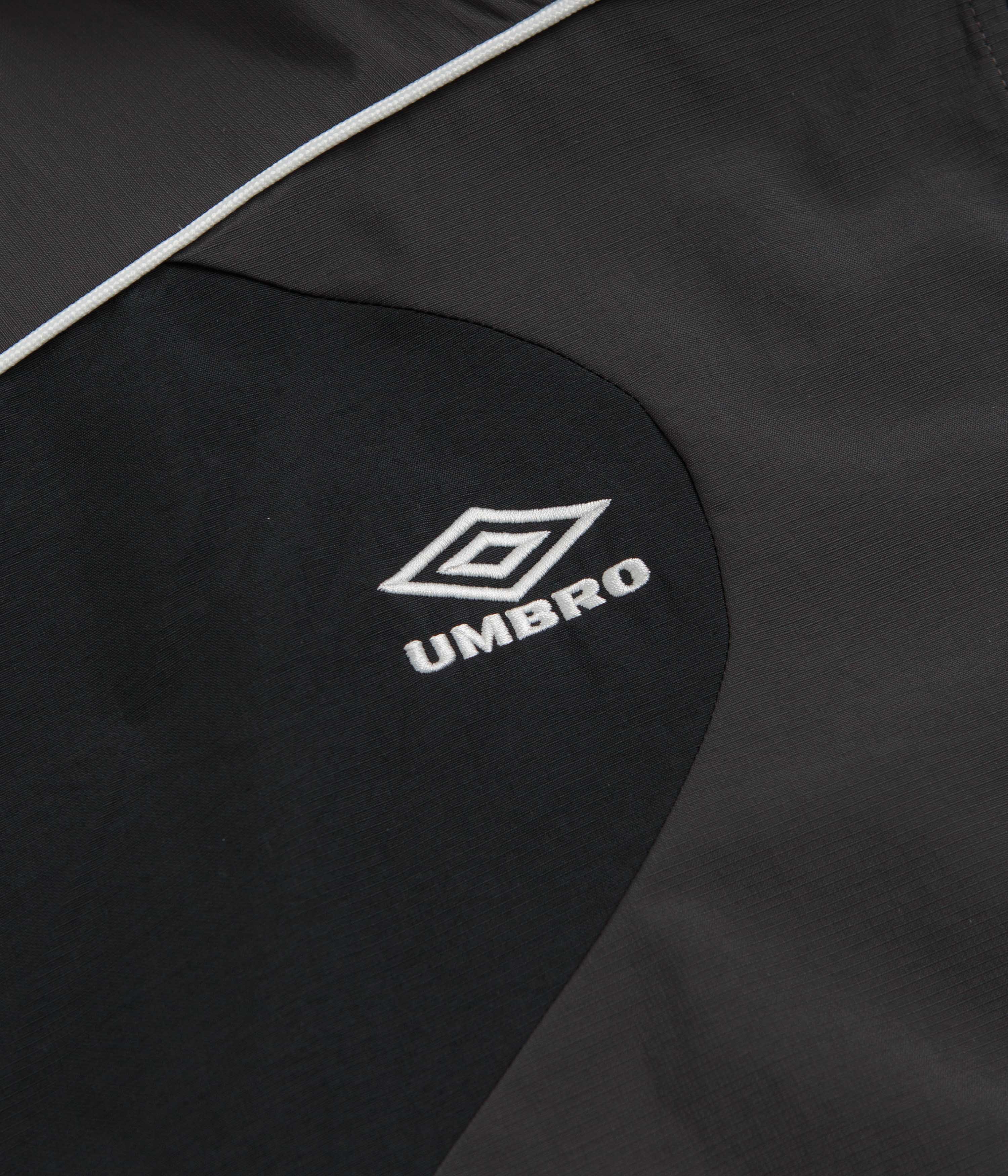 Umbro Rose Crest Masked Track Jacket - Black / Dark Gray - Image 4