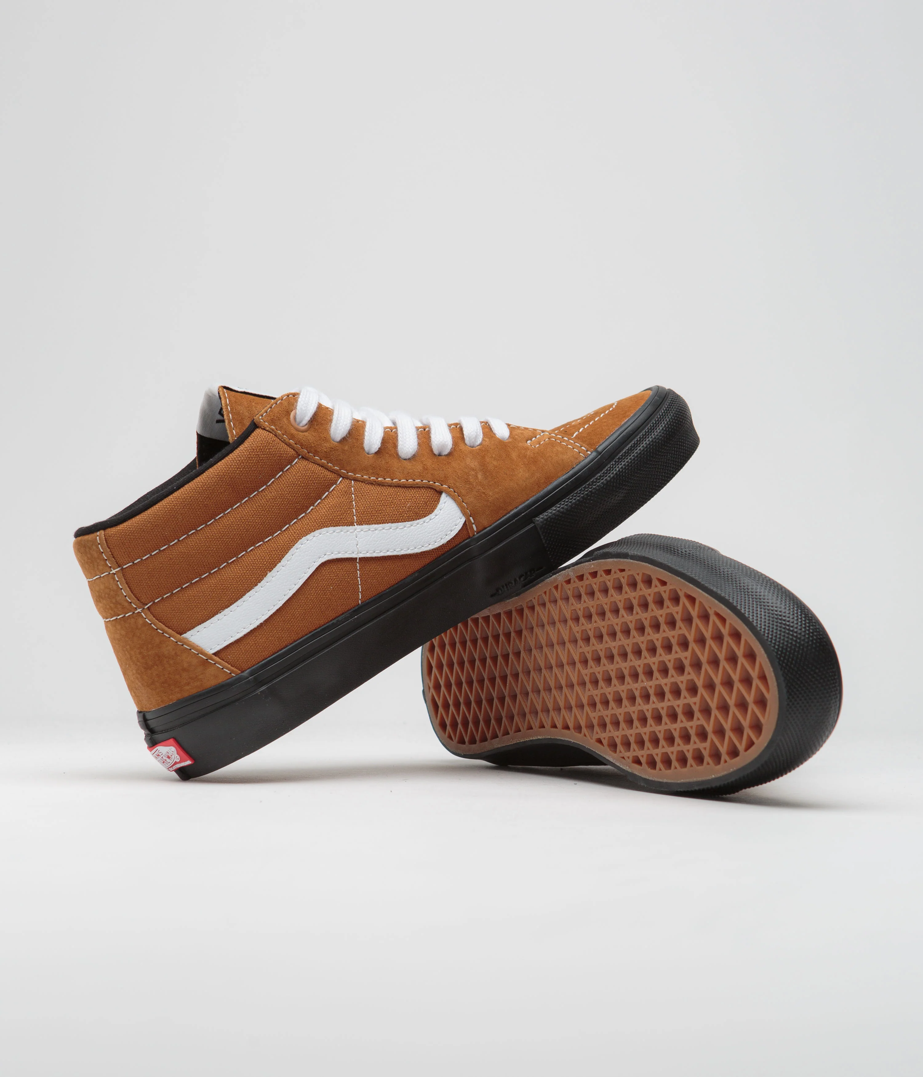 Vans Grosso Mid Shoes - Pig Suede Brown / Black - Image 5