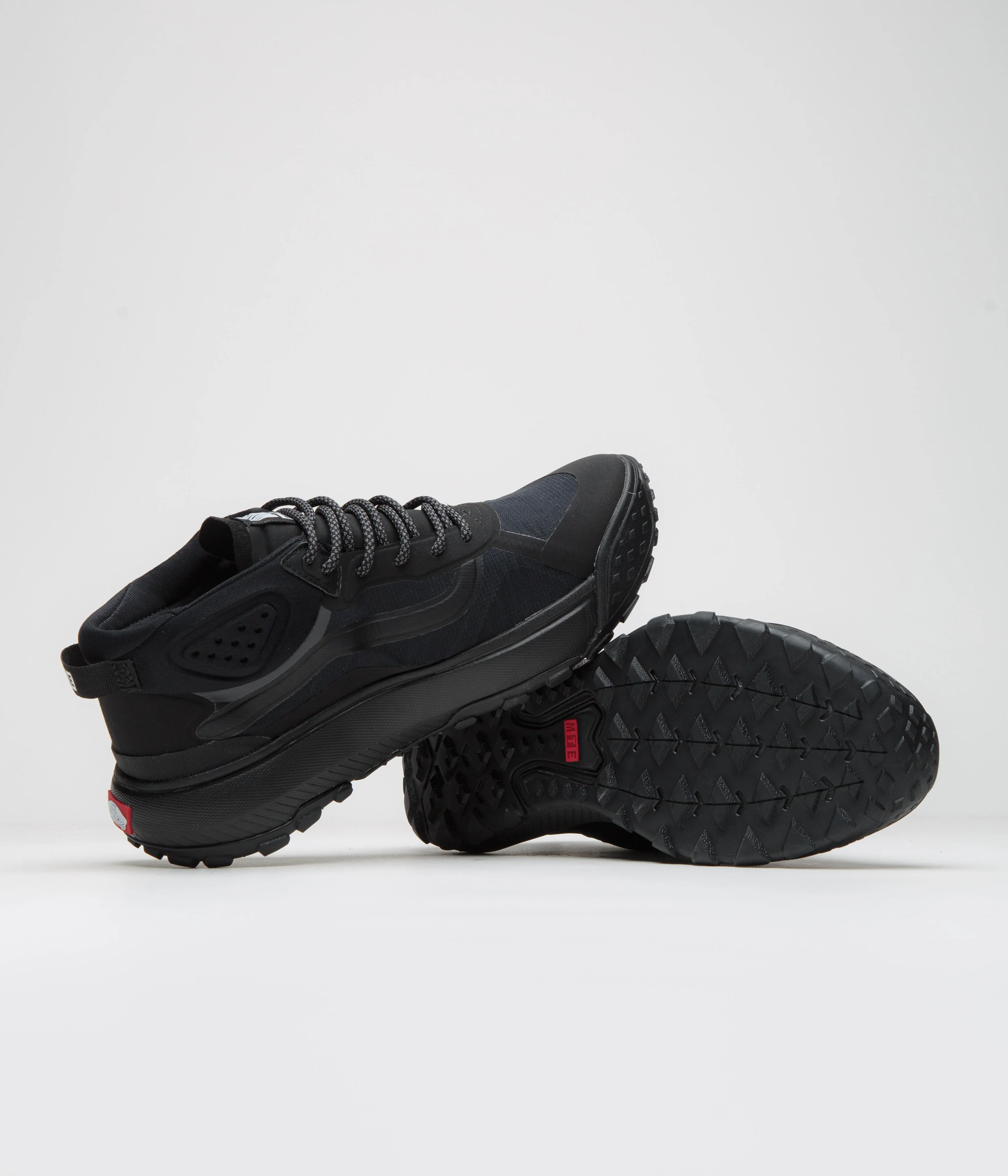 Vans MTE Crosspath Mid Shoes - Black / Black - Image 5