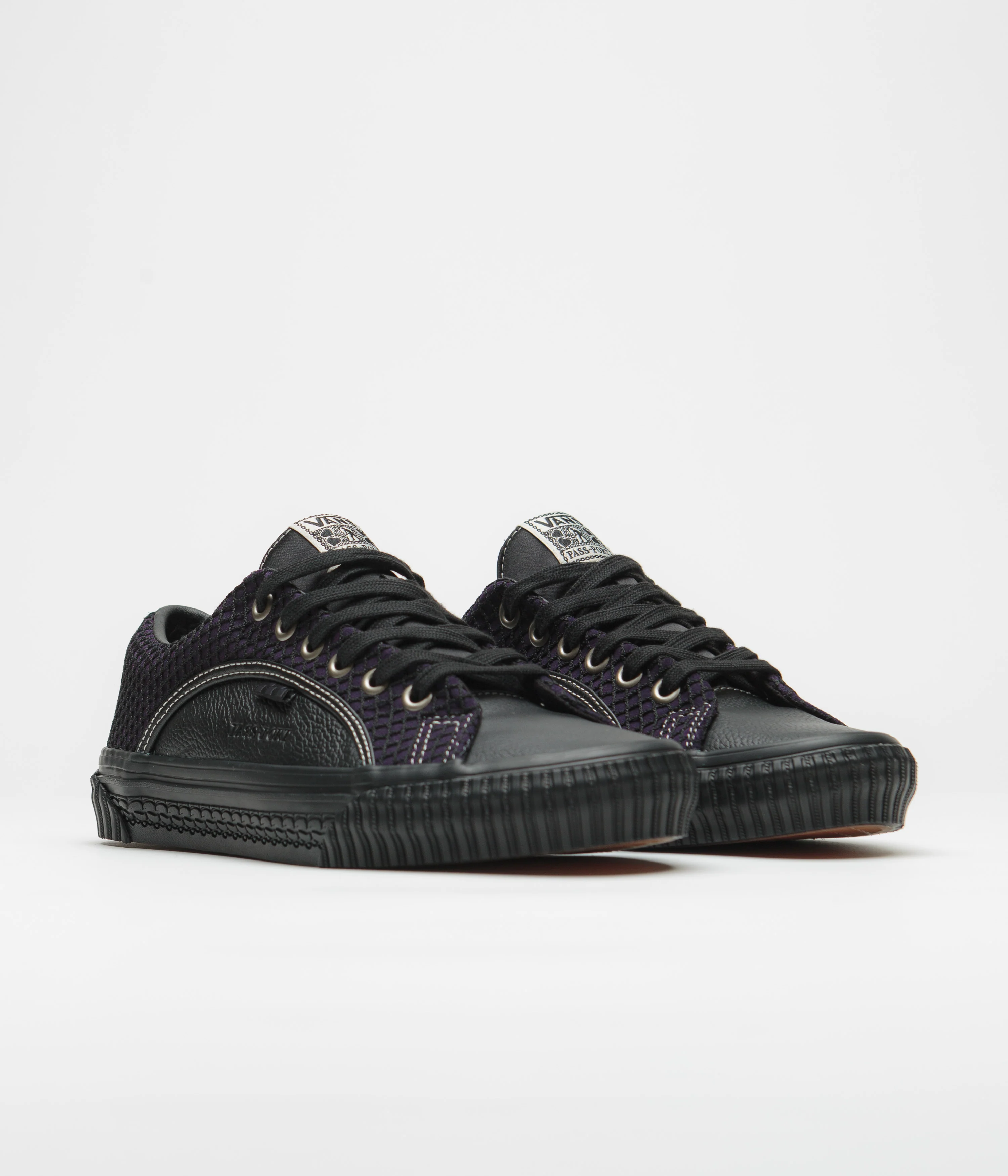 Vans Skate Lampin Shoes - (Pass Port) Black - Image 2