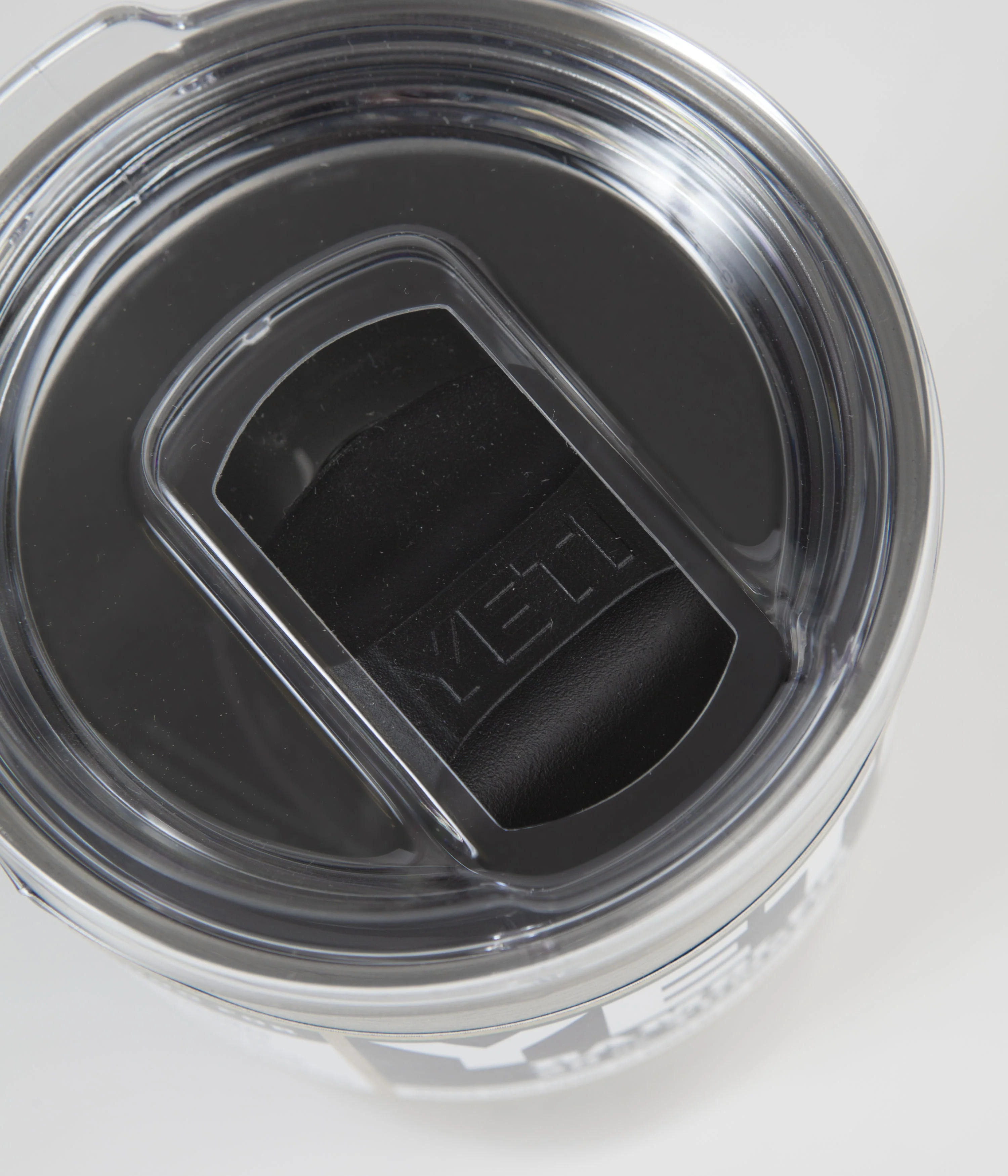 Yeti Rambler Tumbler 20oz - Stainless Steel - Image 3