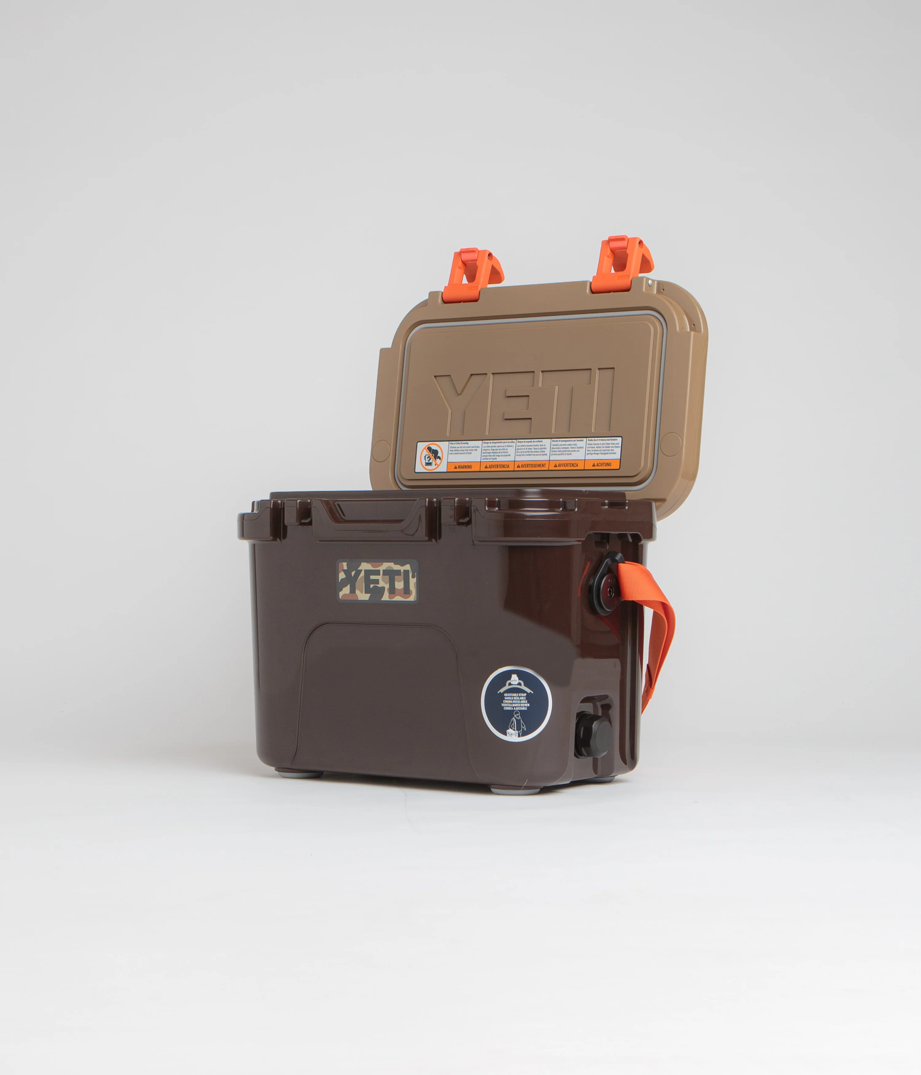 Yeti Roadie 15 Hard Cooler - Wetlands Camo - Image 3